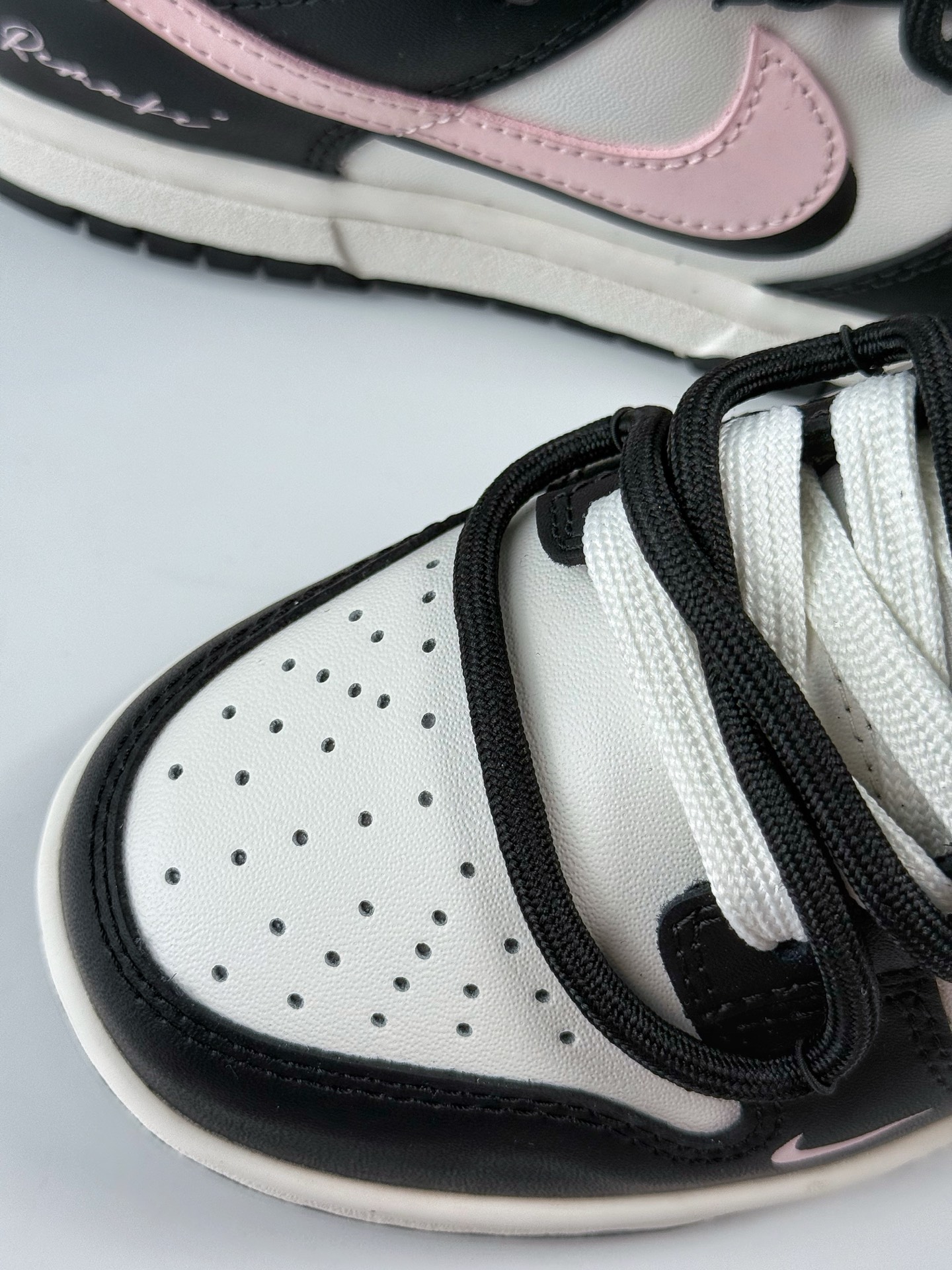 Nike SB Dunk Low 熊猫 粉猫绮梦 黑白粉 BP0510-050
