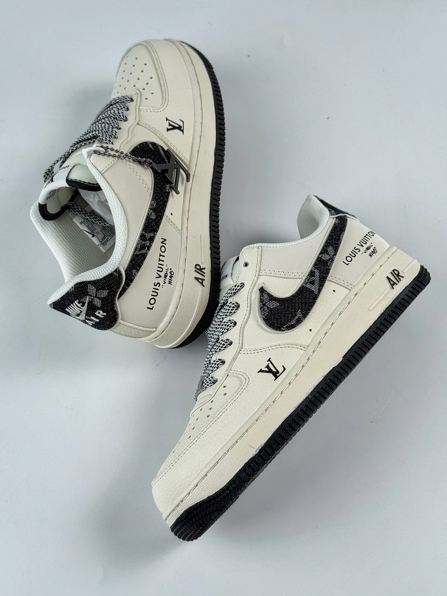 260 Nike Air Force 1 Low 07 x Louis Vuitt白黑牛仔满天星  SM6668-108XK Size：36 36.5 37.5 38 38.5 39 40 40.5 41 42 42.5 43 44 44.5 45