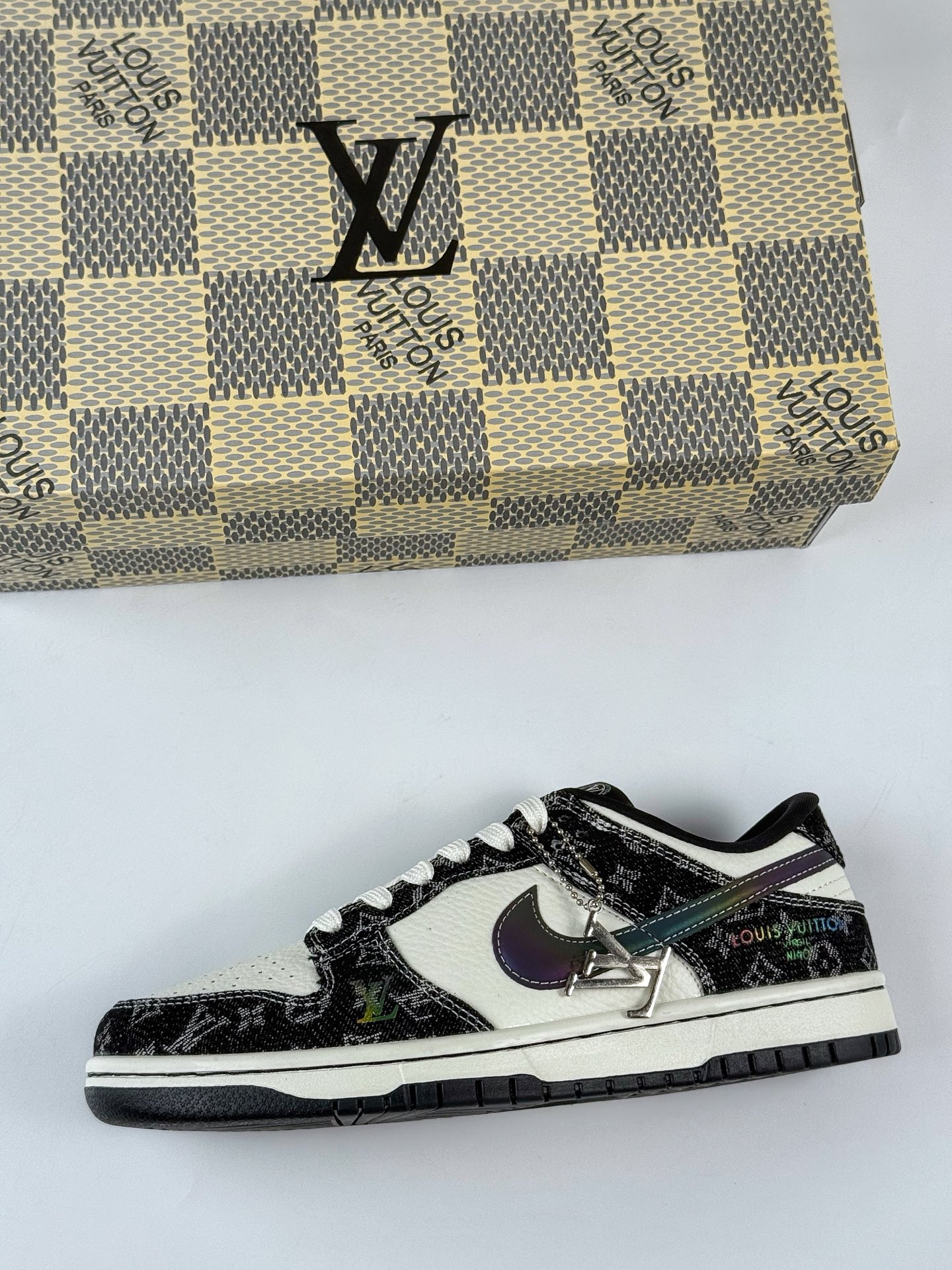 280 NIKE SB Dunk Low RETRO x Louis Vuitt黑白牛仔 SC0601-451