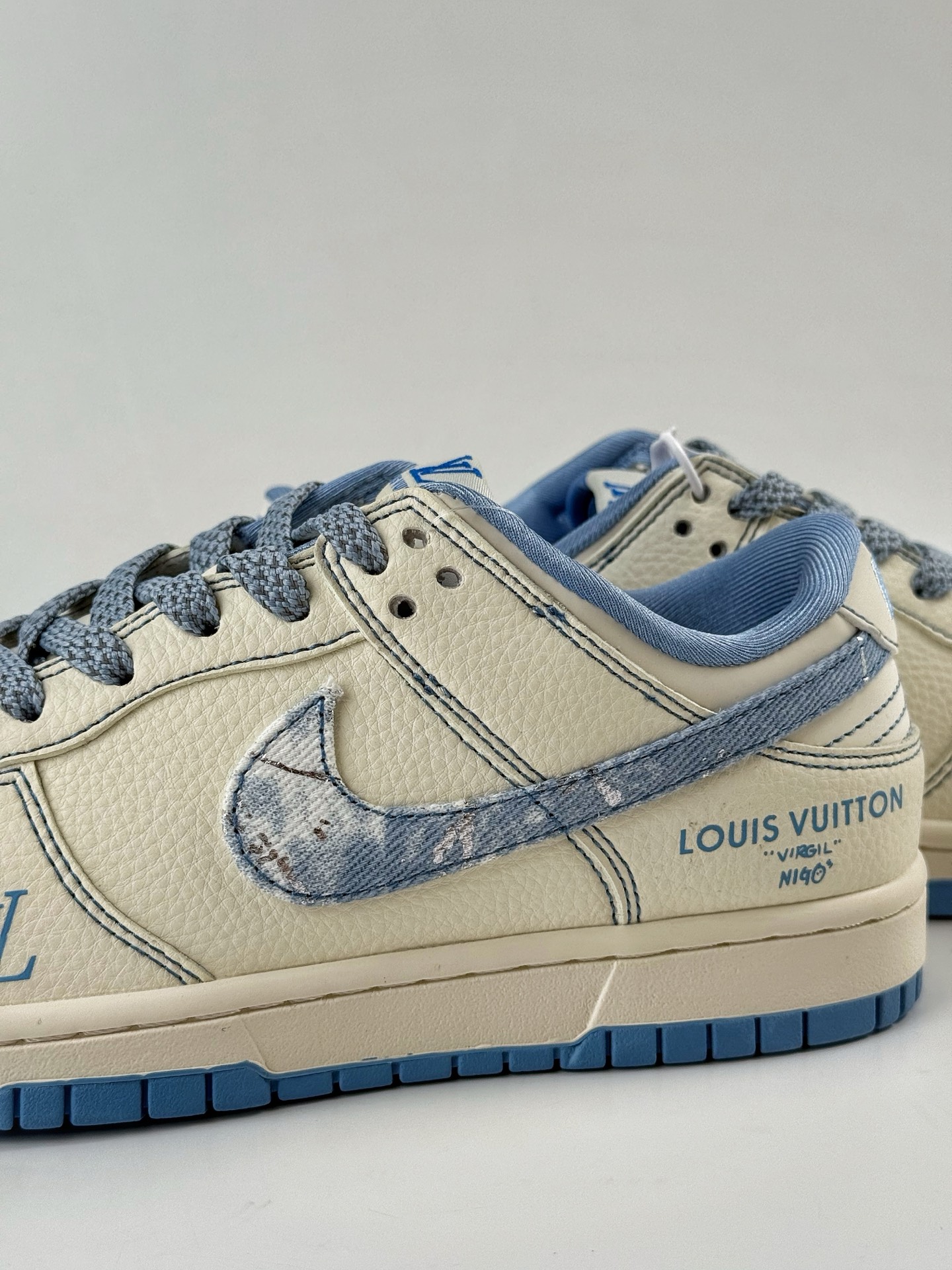 280 Nike SB Dunk Low x Louis Vuitt白蓝满天星  JP1628-028