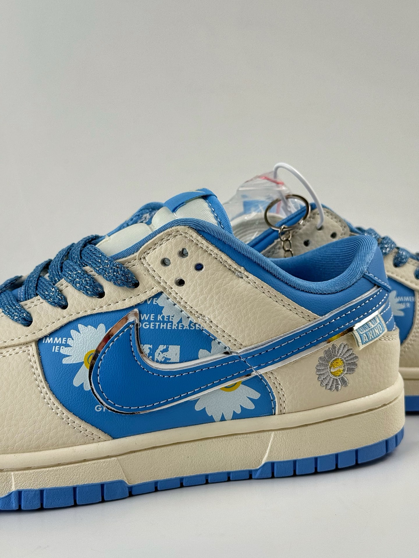 280 Nike SB Dunk Low x 小雏菊 白蓝小勾 SR2025-004