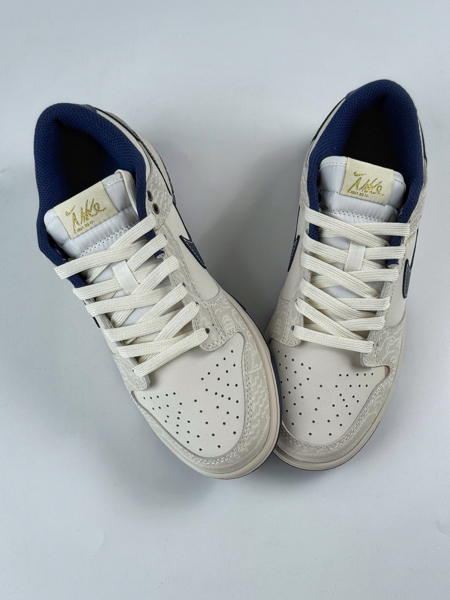 280 Nike SB Dunk Low 熊猫恶作剧 山影漫步 牧之匠  WB0414-027