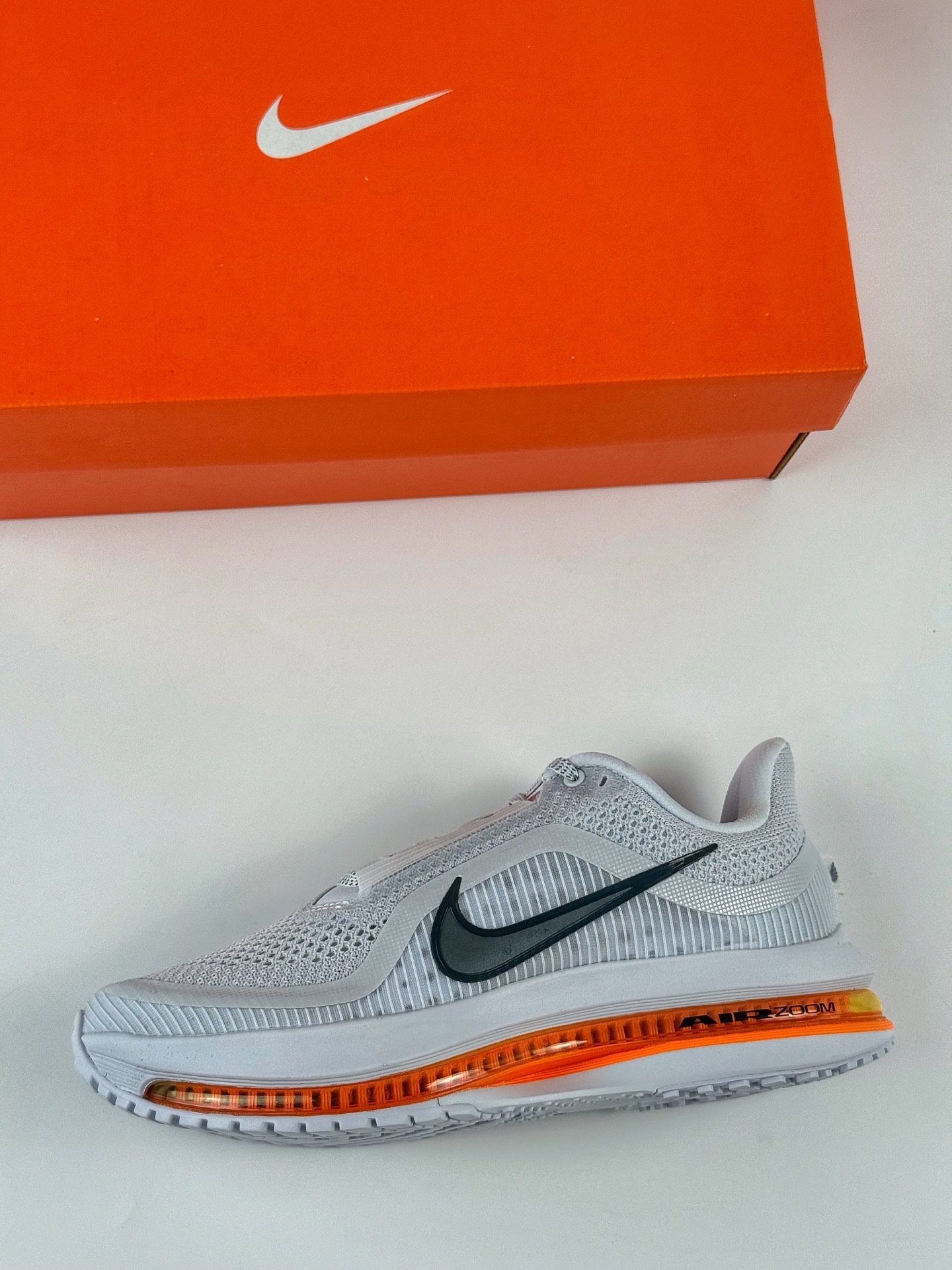 260 Nike Pegasus Premium 减震防滑耐磨透气 低帮跑步鞋  HQ2592-002