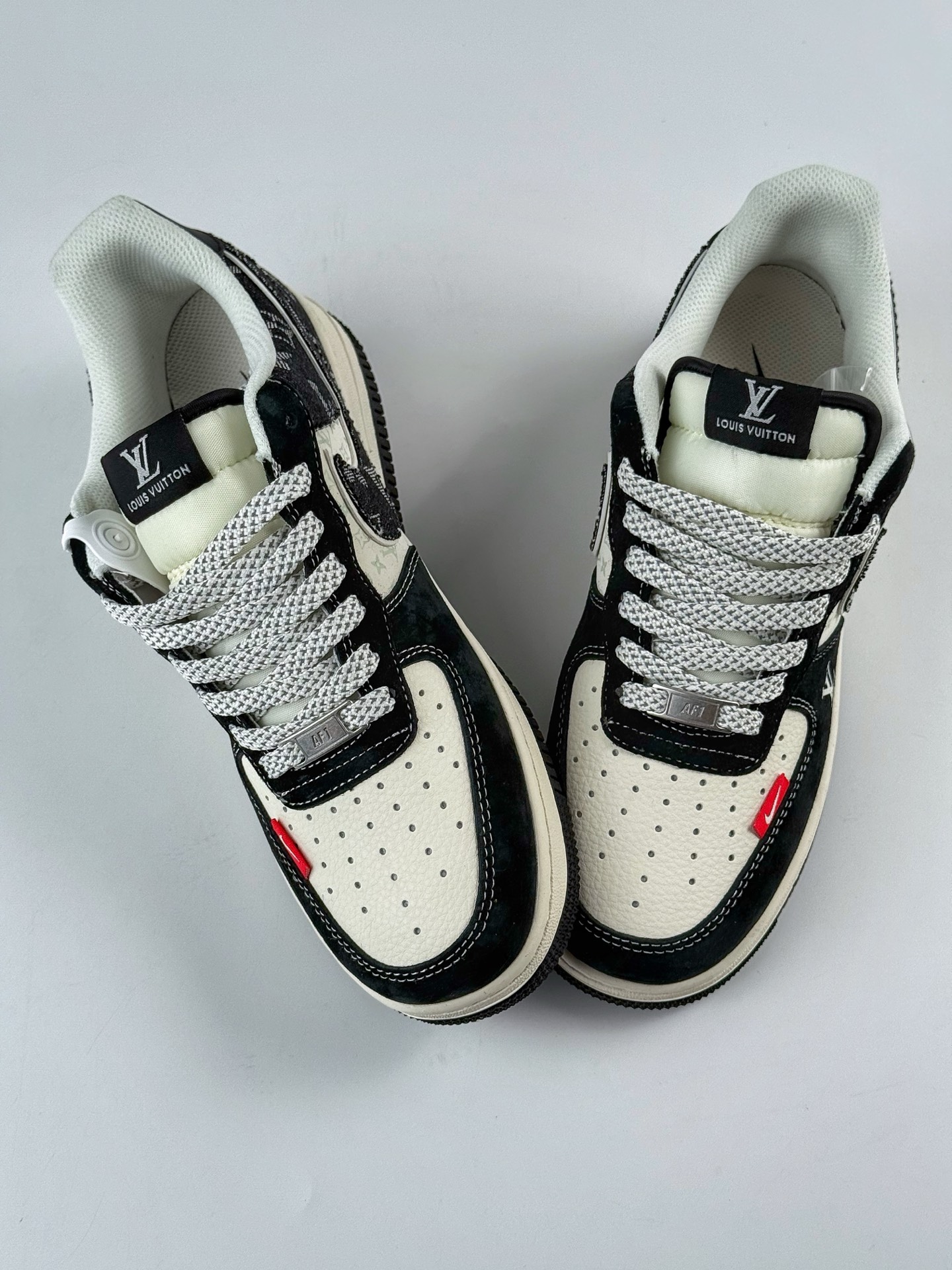 260 Nike Air Force 1 Low 07 x Louis Vuitt黑白满天星  MZ9588-805