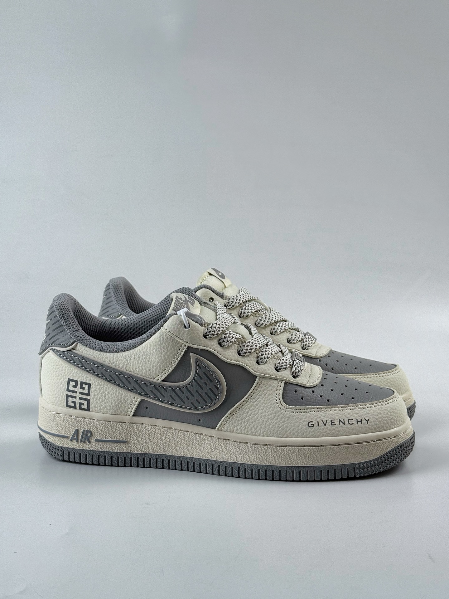 260 Nike Air Force 1 Low 07 x GIVENCHY 白灰满天星 JP8028-001