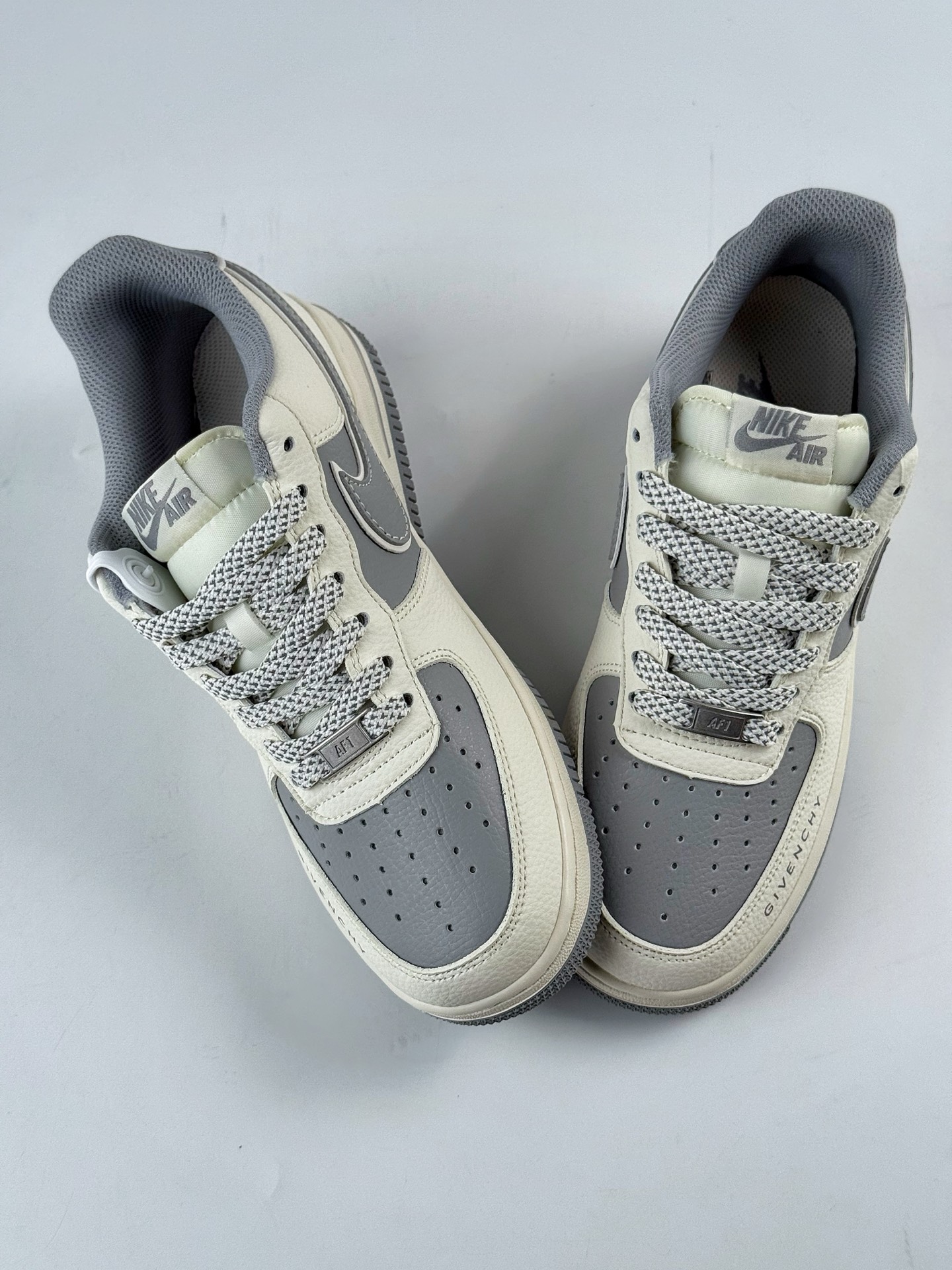 260 Nike Air Force 1 Low 07 x GIVENCHY 白灰满天星 JP8028-001