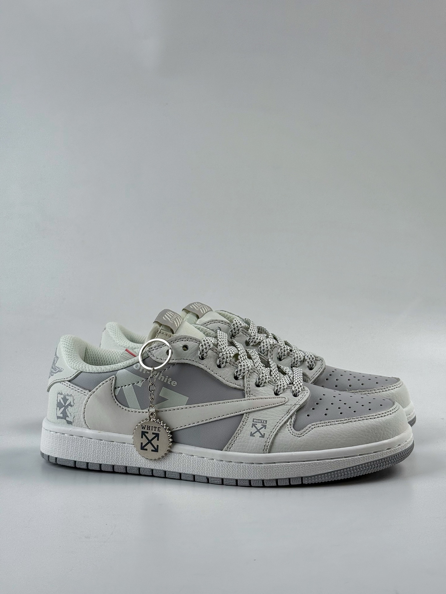 280 Travis Scott x Nike Air Jordan 1 Low x OFF-WHITE Air Jordan 1 Low 反转白灰满天星倒钩  DZ5899-009
