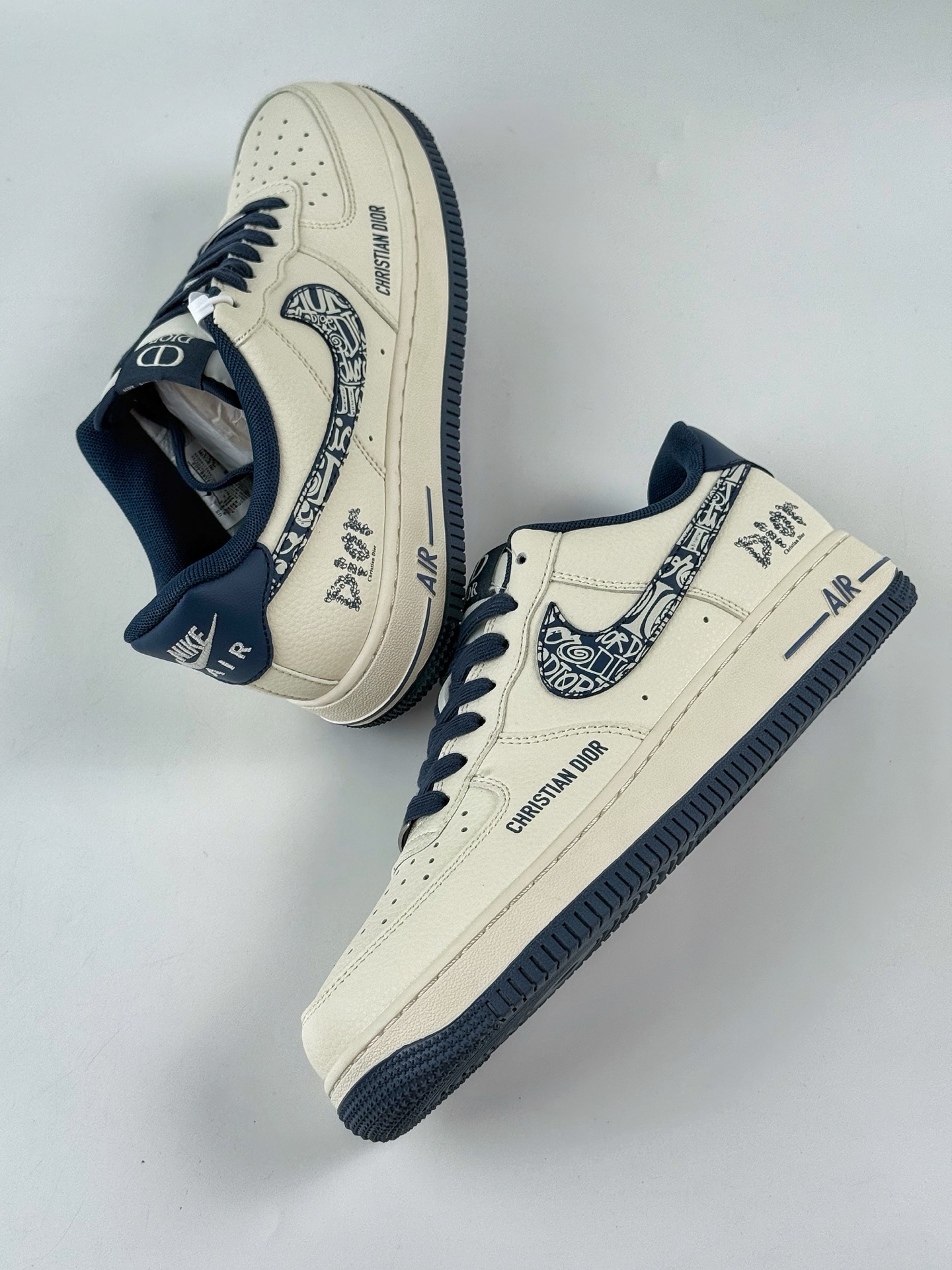 260 Nike Air Force 1 Low 07 x DIOR 白蓝 美 XD2588-608
