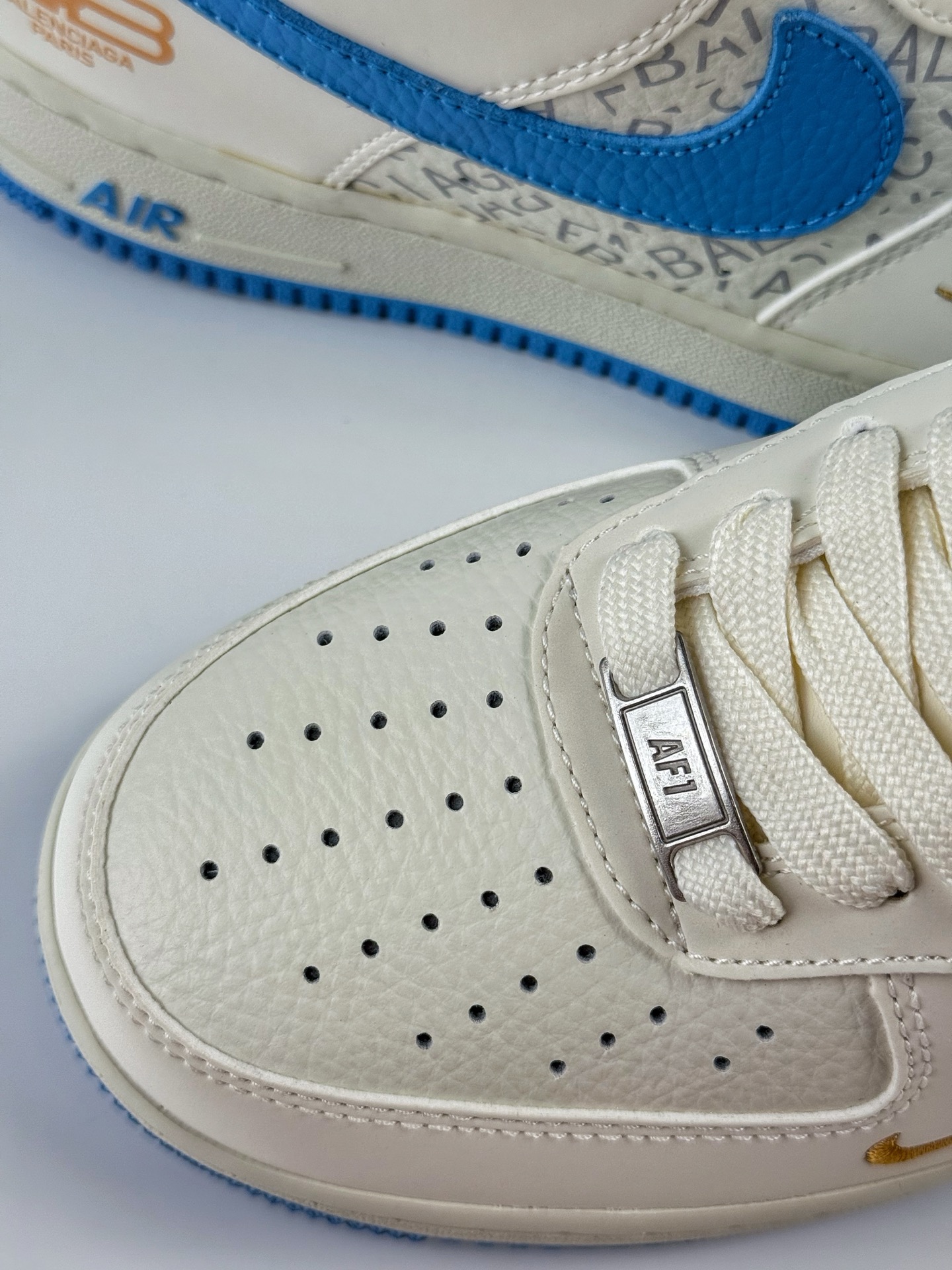 260 Nike Air Force 1 Low 07 x Balenciaga 白蓝小勾 YF9511-803