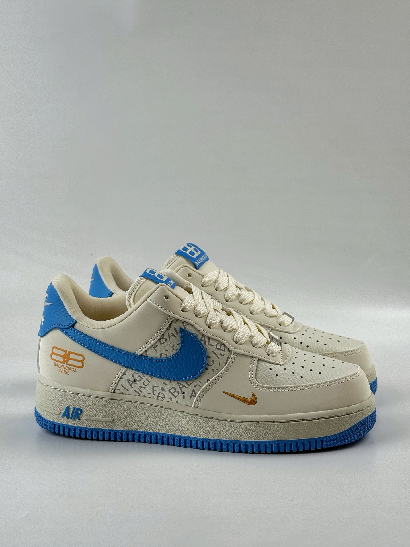 260 Nike Air Force 1 Low 07 x Balenciaga 白蓝小勾 YF9511-803