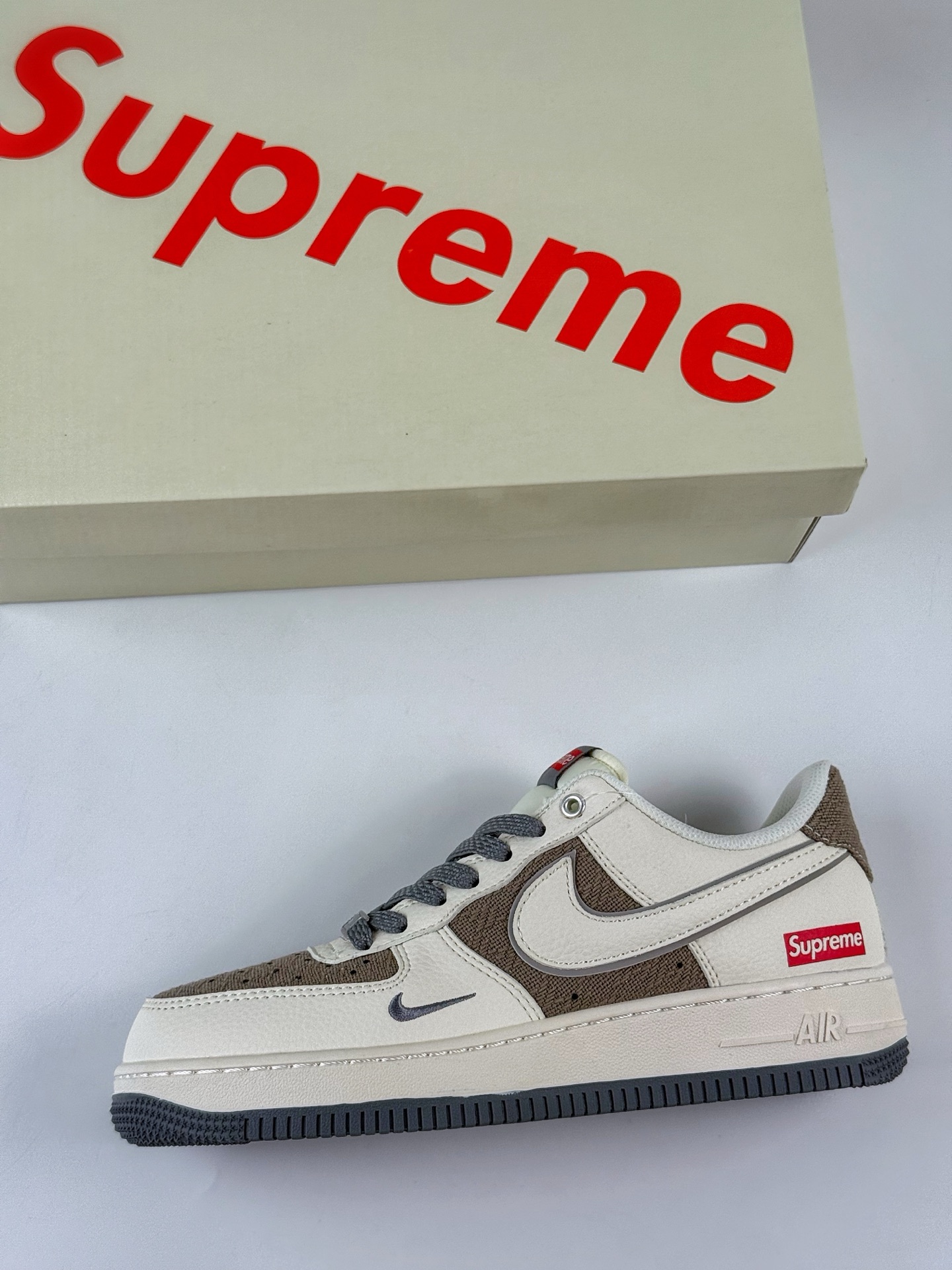 260 Nike Air Force 1 Low 07 x superme 白棕灰小勾满天星 XX3168-210