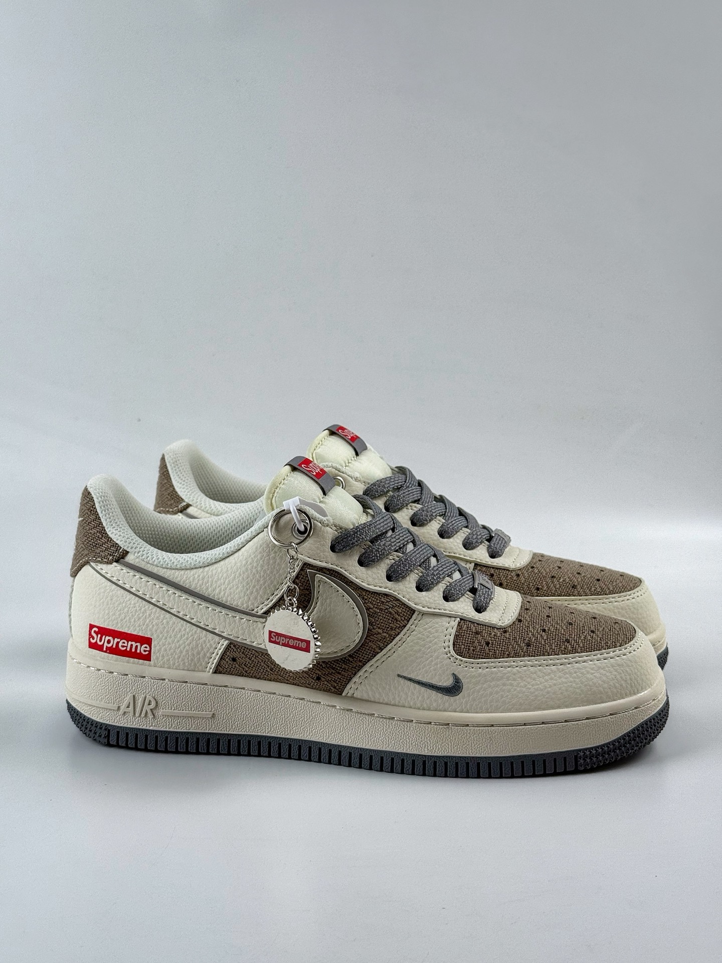 260 Nike Air Force 1 Low 07 x superme 白棕灰小勾满天星 XX3168-210