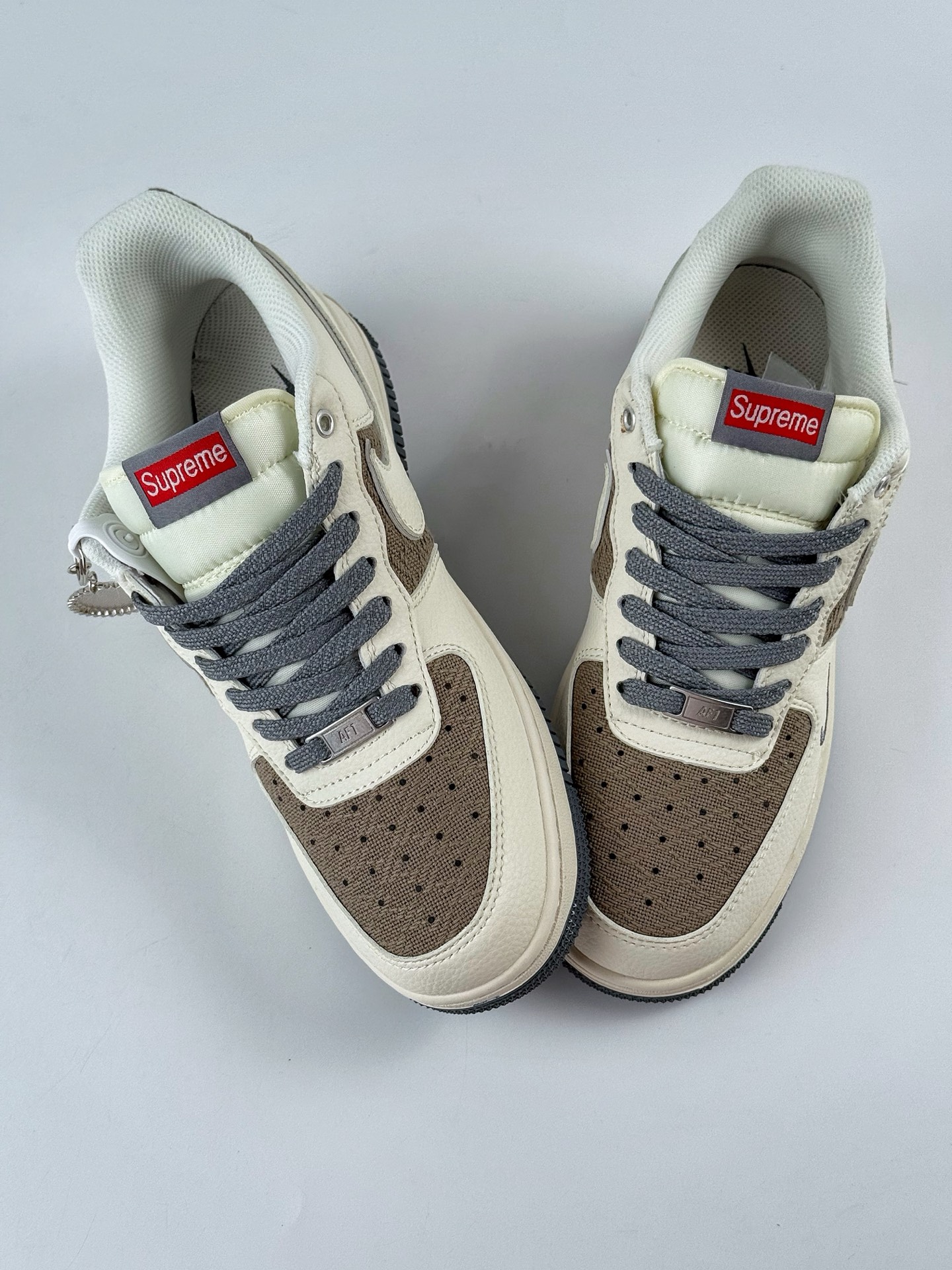 260 Nike Air Force 1 Low 07 x superme 白棕灰小勾满天星 XX3168-210