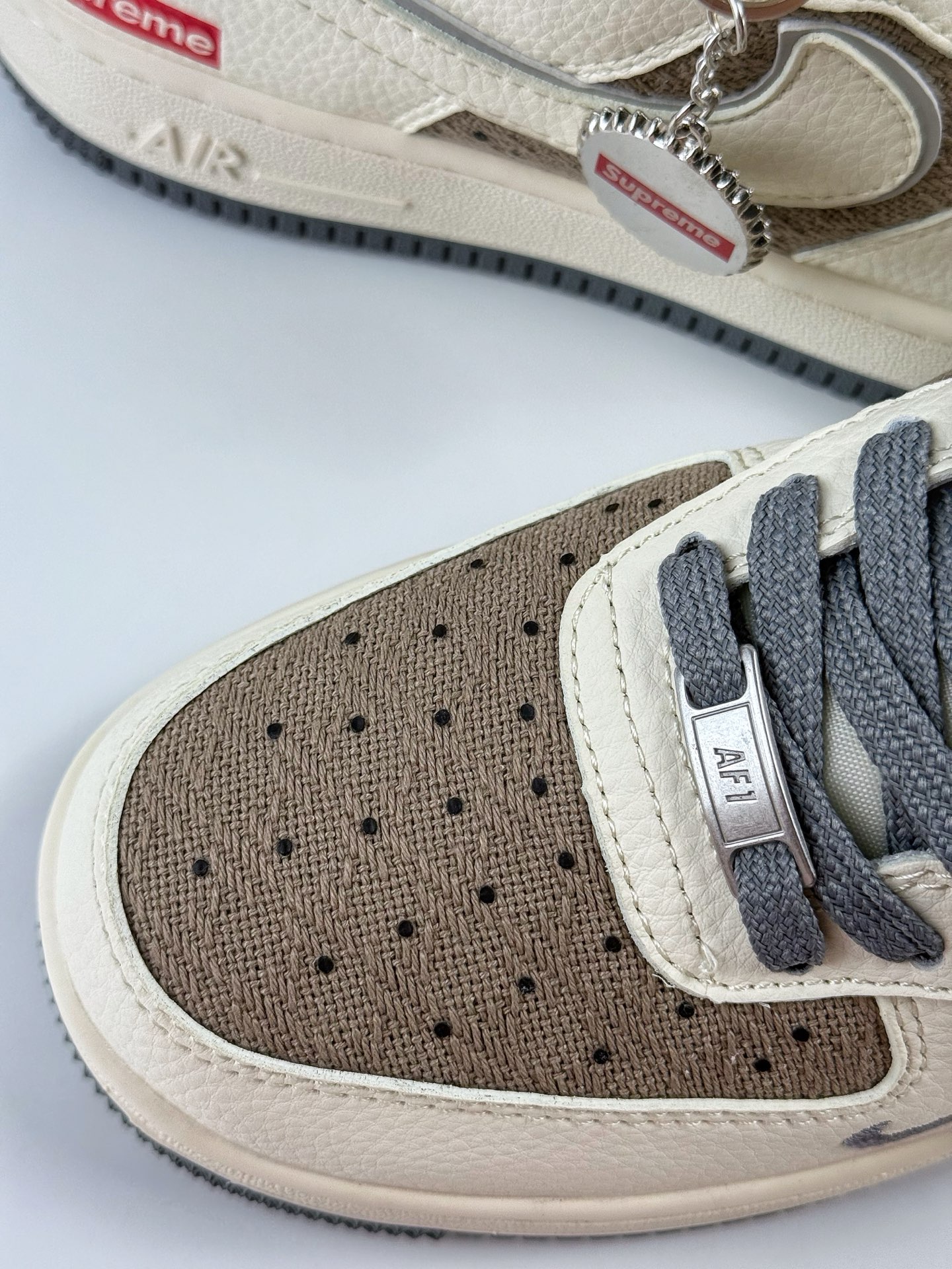 260 Nike Air Force 1 Low 07 x superme 白棕灰小勾满天星 XX3168-210