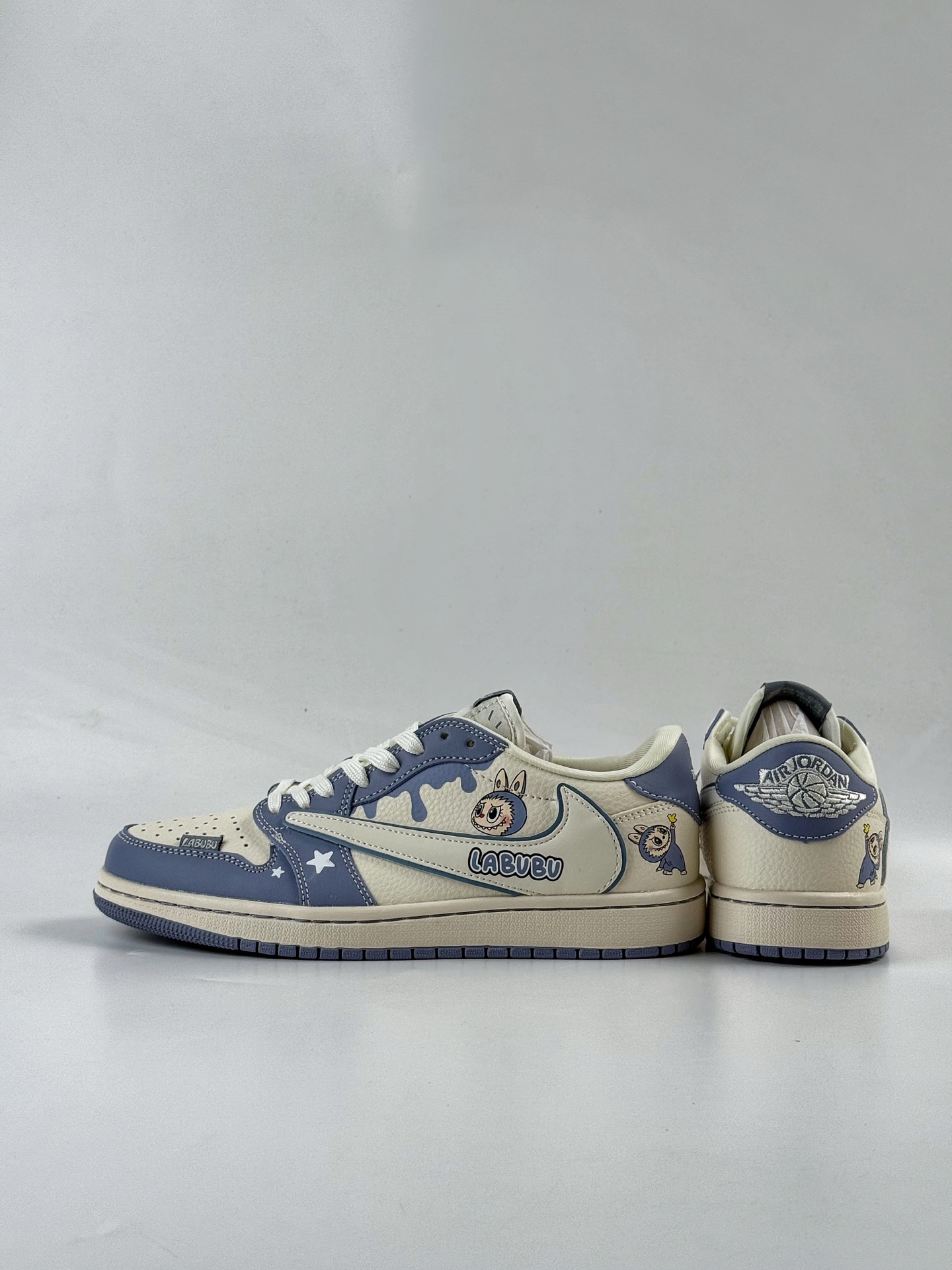 280 Travis Scott x Nike Air Jordan 1 Low x LABUBU Air Jordan 1 Low 反转蓝白倒钩 DZ5899-018