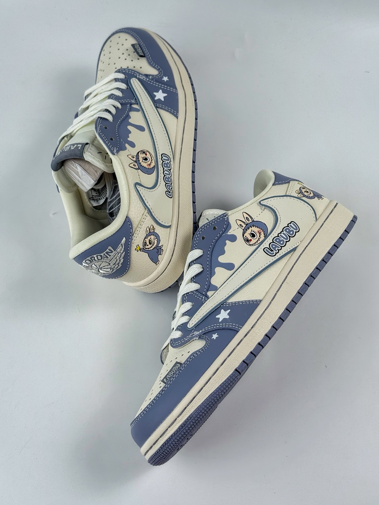 280 Travis Scott x Nike Air Jordan 1 Low x LABUBU Air Jordan 1 Low 反转蓝白倒钩 DZ5899-018