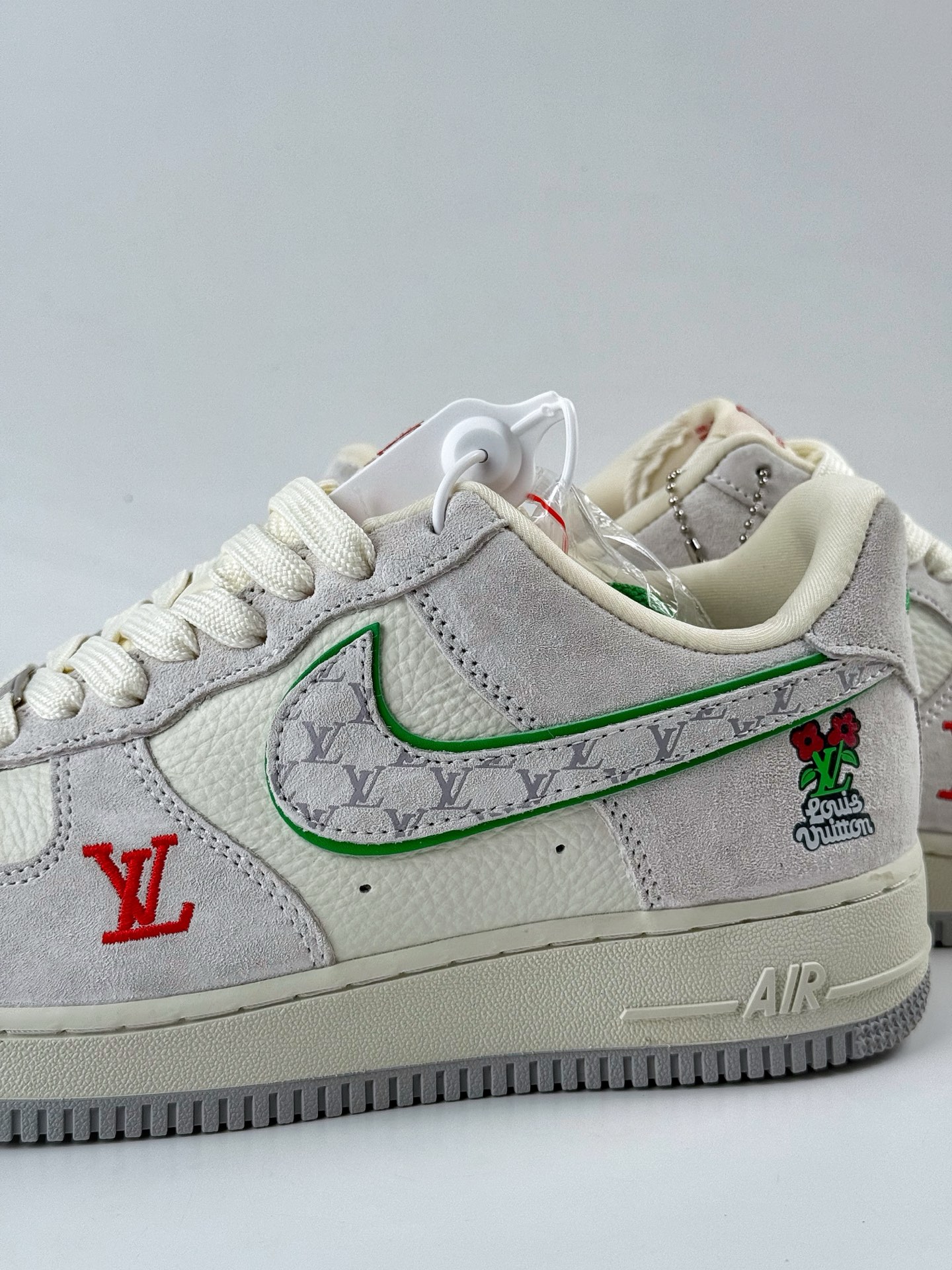 Nike Air Force 1 Low 07 x Louis Vuitton 灰白 YF9511-802