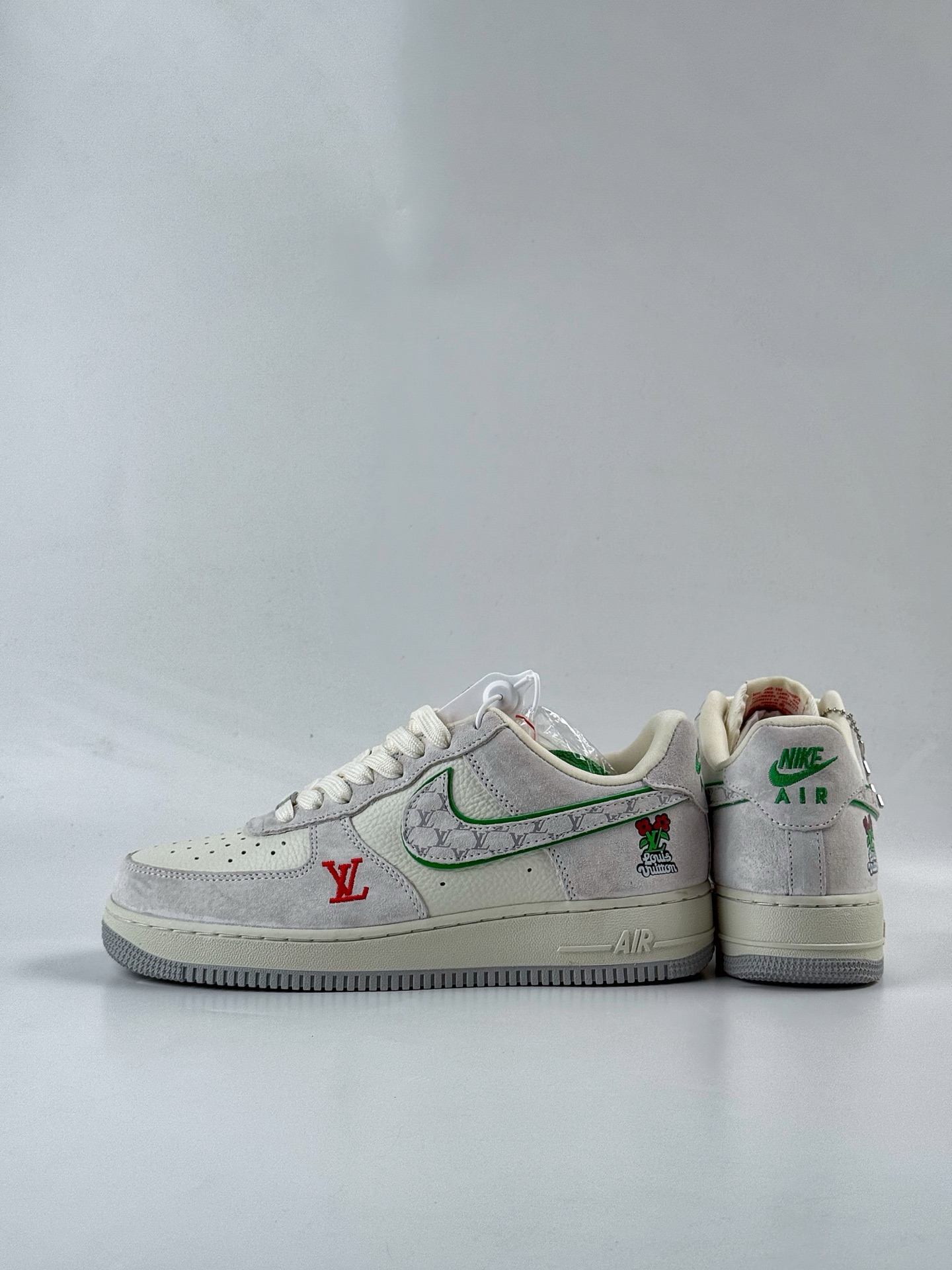 Nike Air Force 1 Low 07 x Louis Vuitton 灰白 YF9511-802