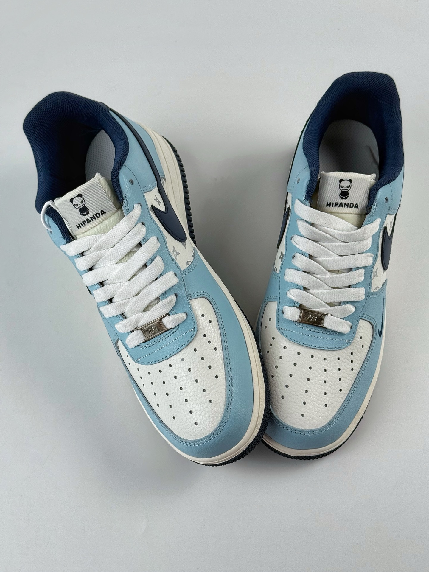 Nike Air Force 1 Low 07 x HIPANDA 蓝白小勾 AM1588-010