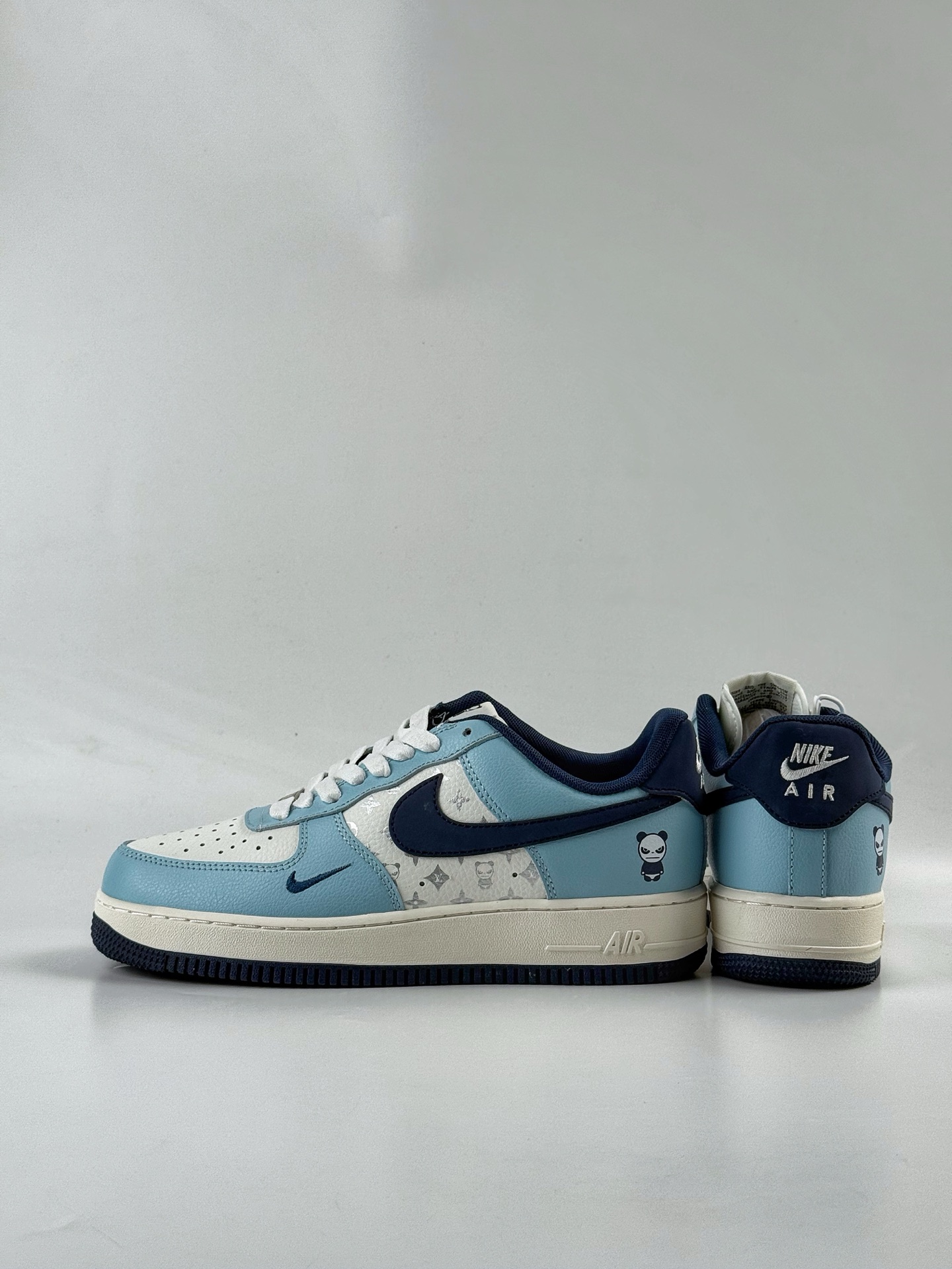 Nike Air Force 1 Low 07 x HIPANDA 蓝白小勾 AM1588-010