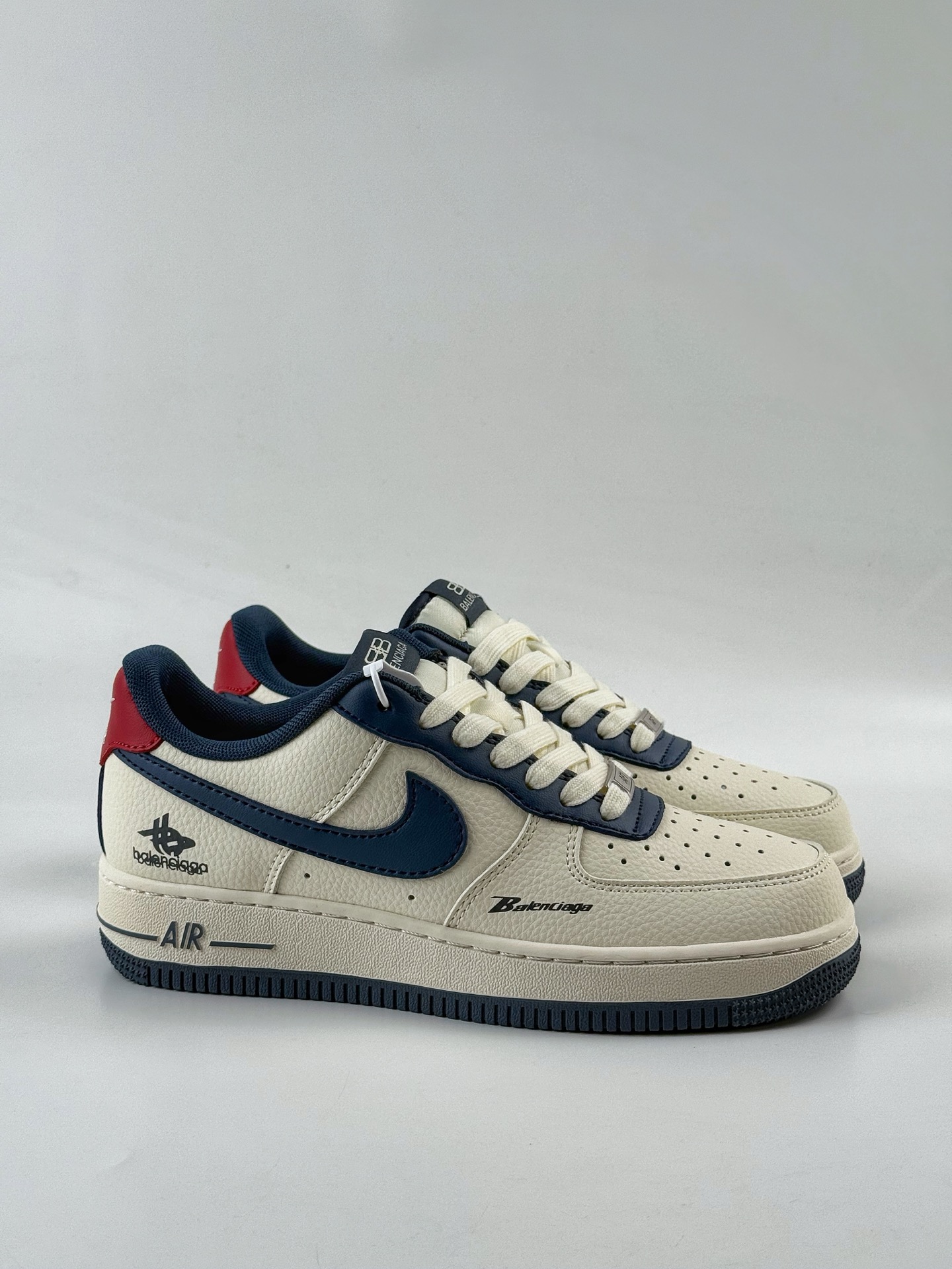 Nike Air Force 1 Low 07 x Balenciaga 米蓝 XD2588-604
