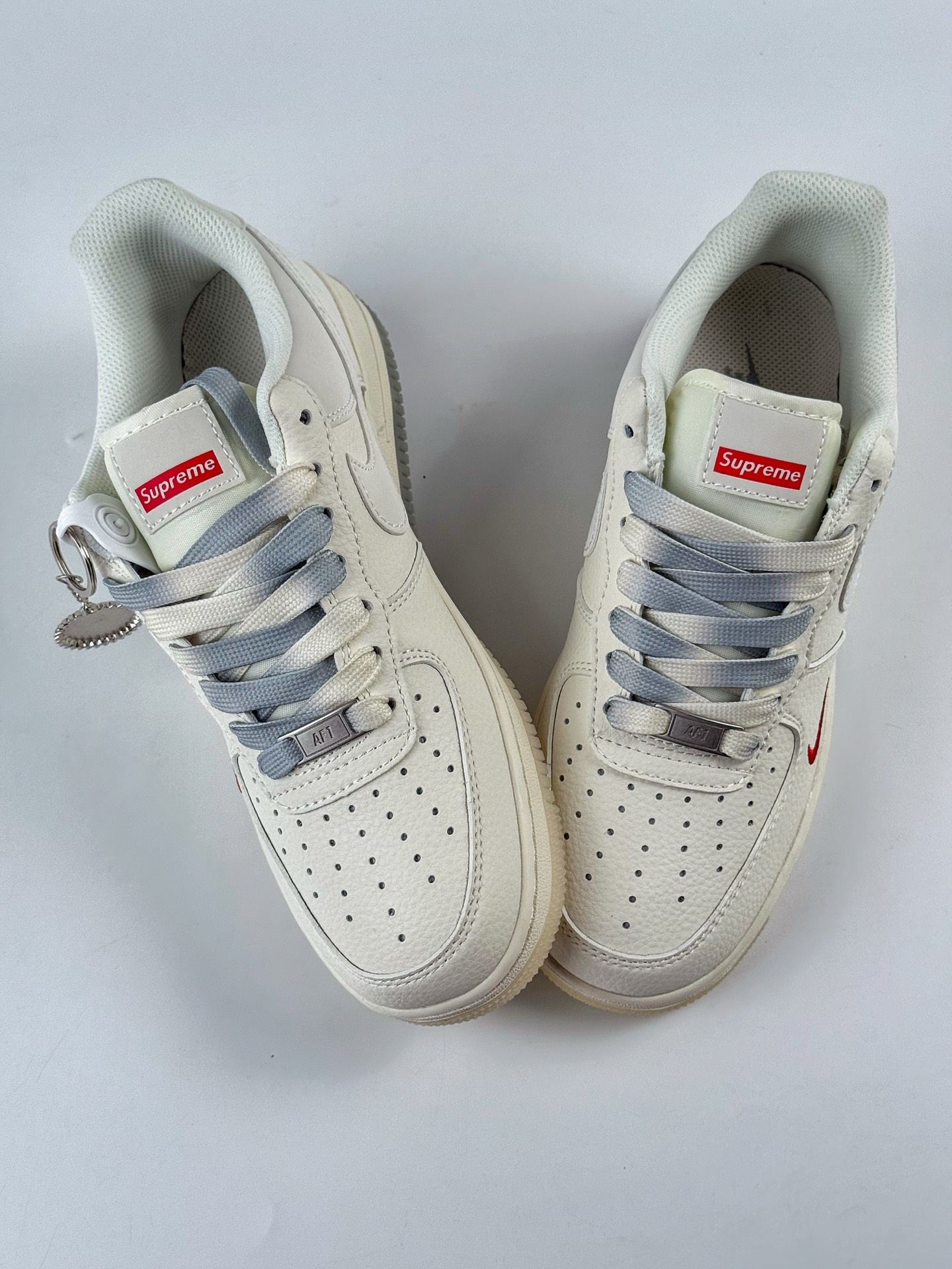 Nike Air Force 1 Low 07 x superme 米白三小勾 XX3168-178