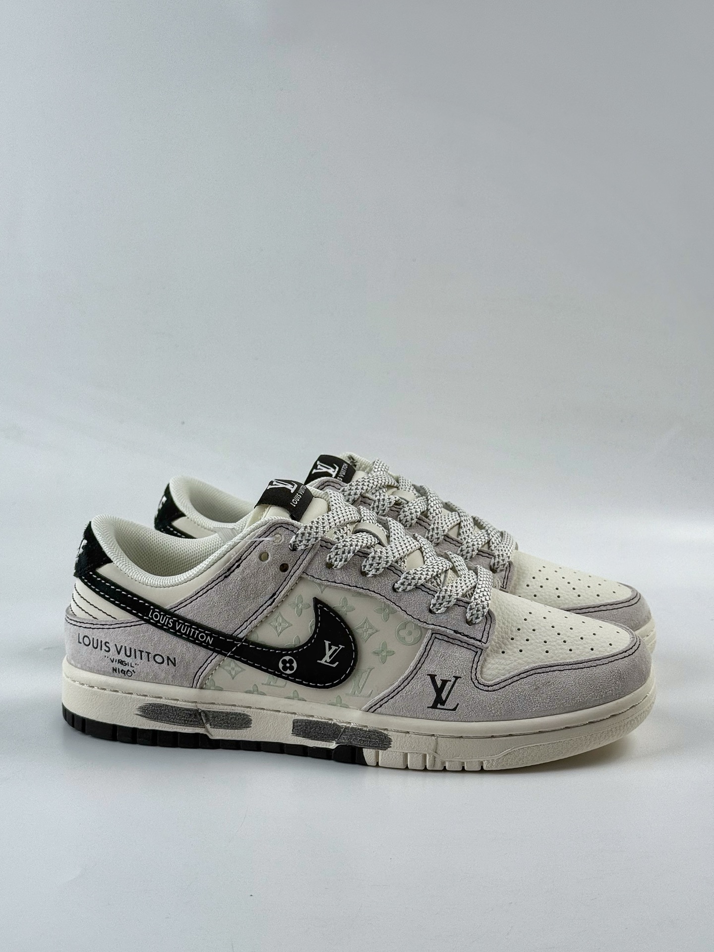 Nike SB Dunk Low x Louis Vuitton 灰白满天星 CX5050-Y01