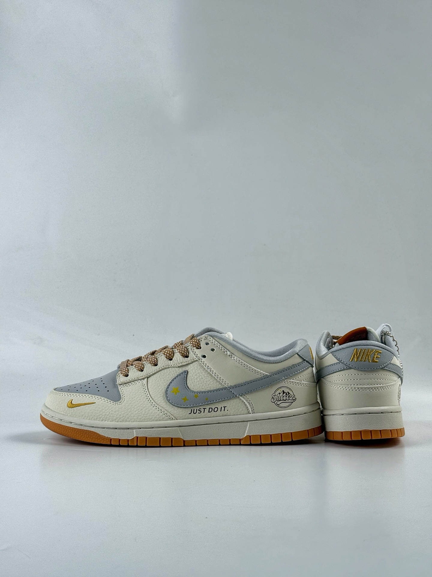 Nike SB Dunk Low x Just Do It 白灰小勾满天星 LW1818-122