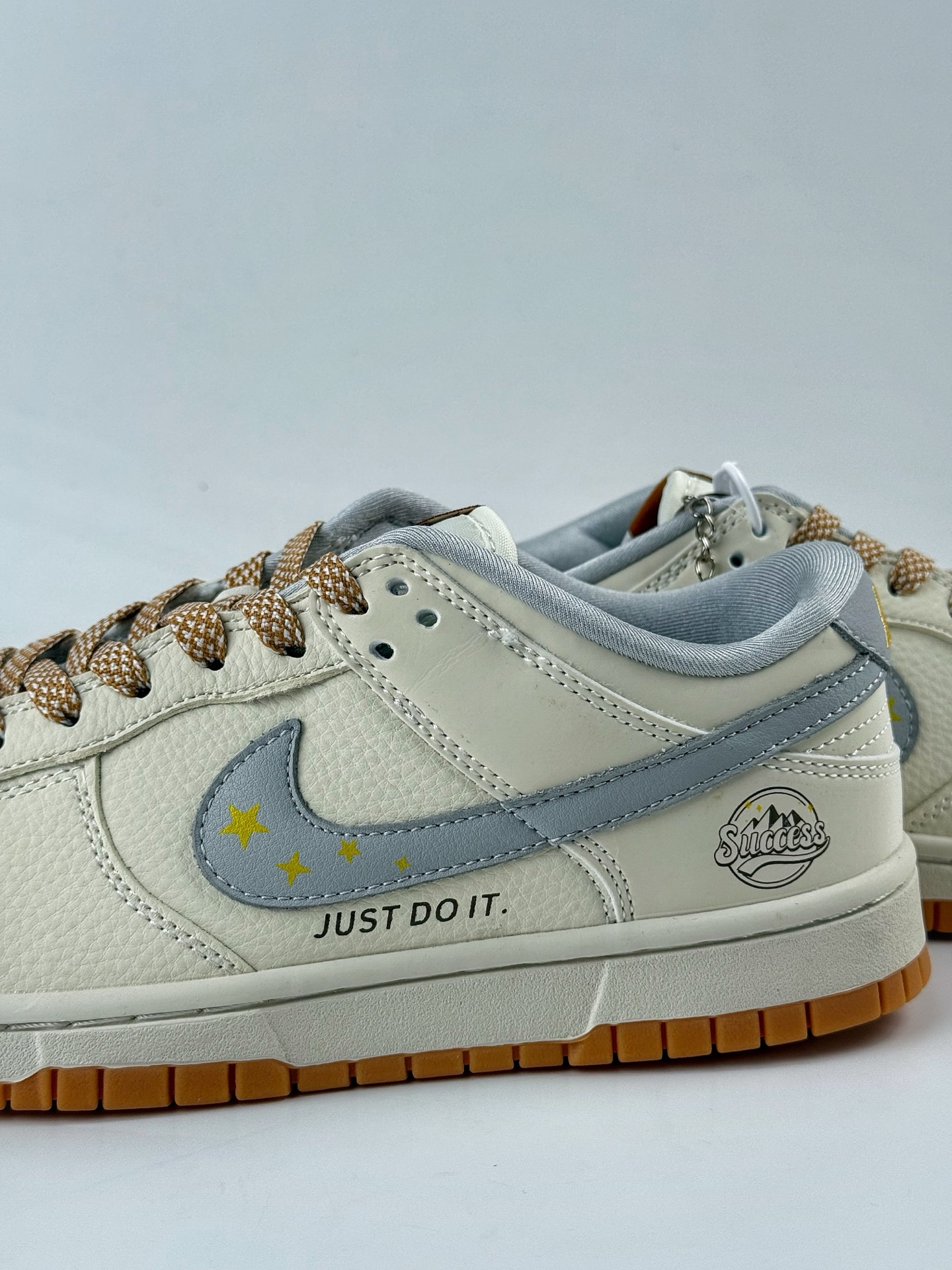 Nike SB Dunk Low x Just Do It 白灰小勾满天星 LW1818-122