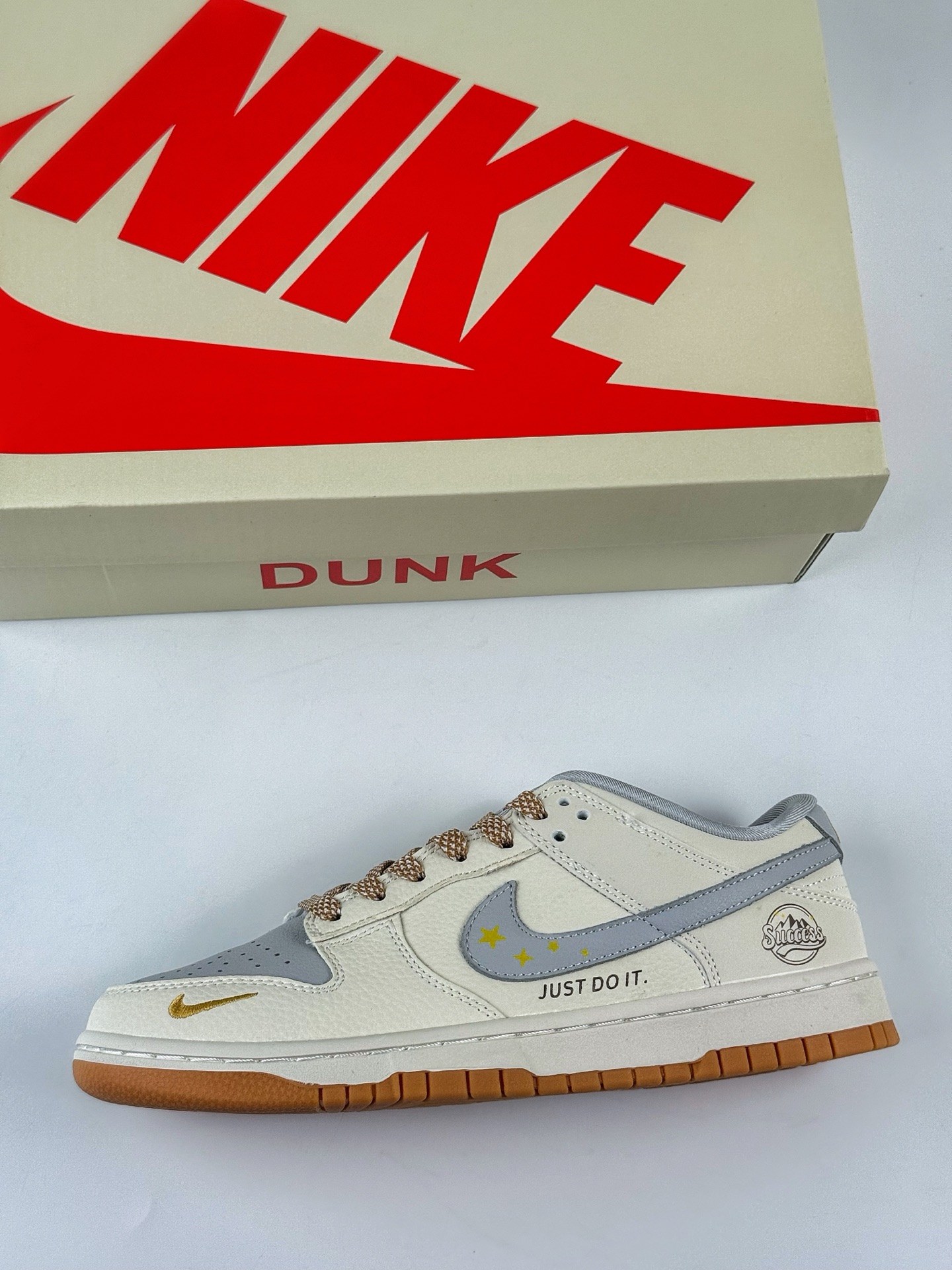 Nike SB Dunk Low x Just Do It 白灰小勾满天星 LW1818-122