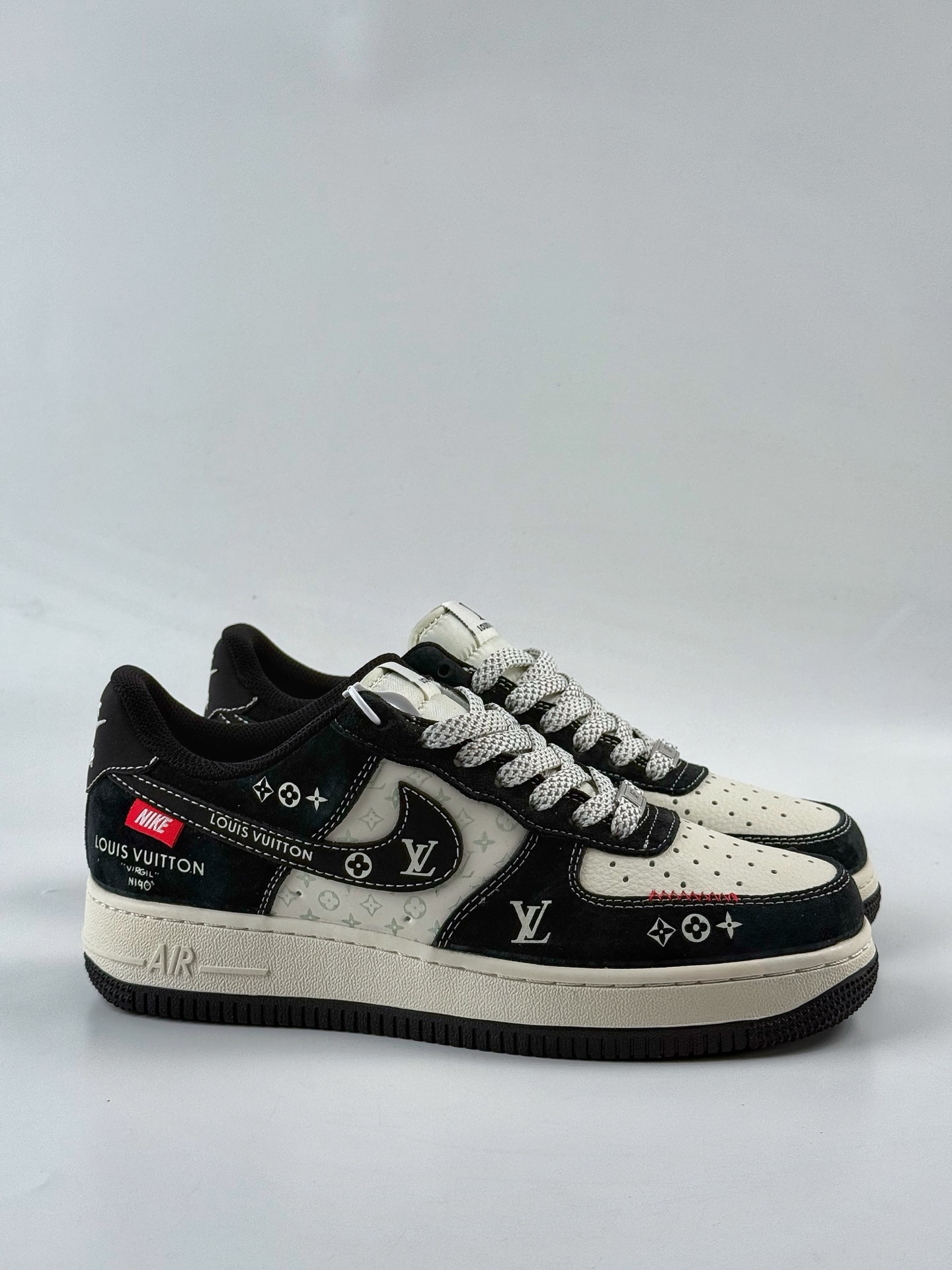 Nike Air Force 1 Low 07 x Louis Vuitton 黑白满天星 CX5050-Y26