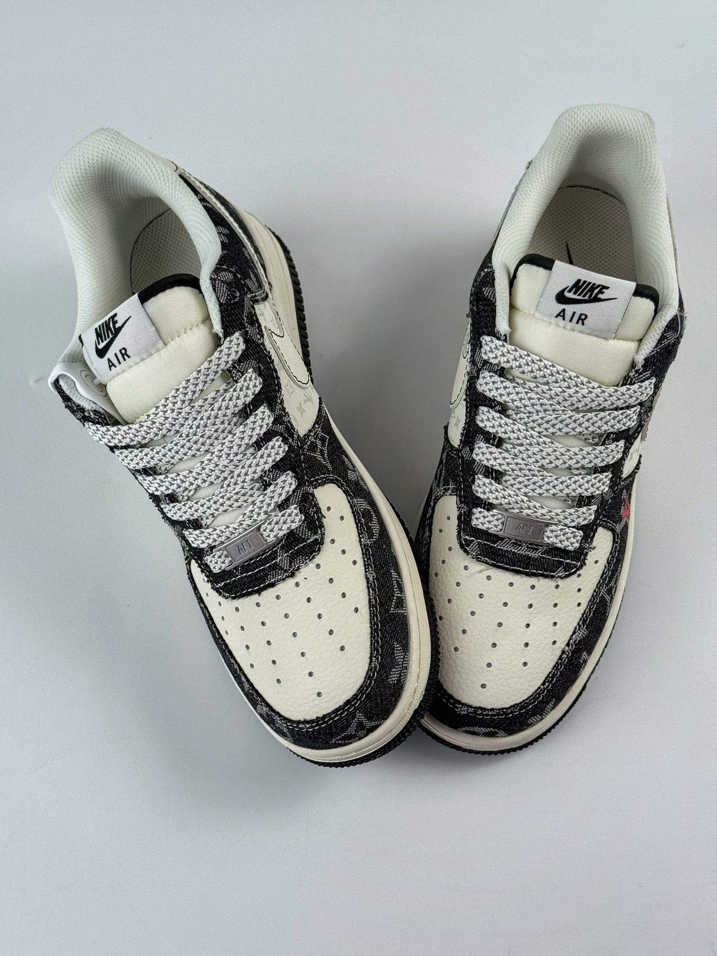 Nike Air Force 1 Low 07 x Louis Vuitton 黑白满天星 MZ9588-815