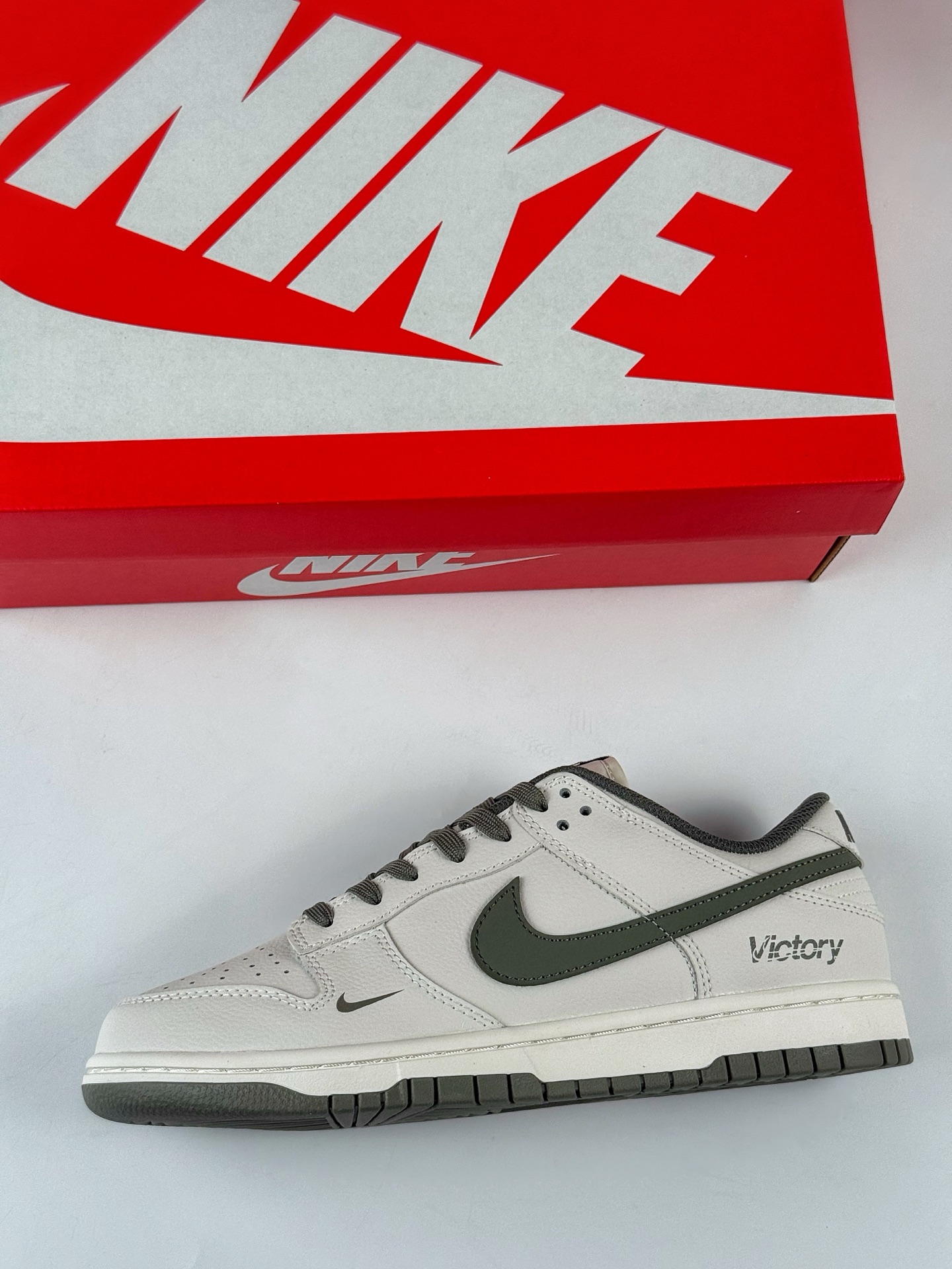 Nike SB Dunk Low x Victory 灰绿 WG0508-043TL