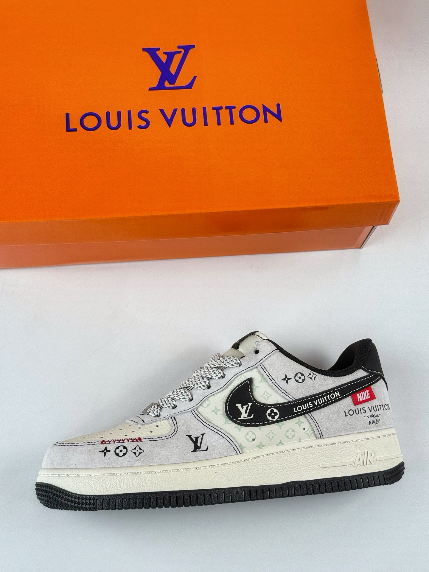 Nike Air Force 1 Low 07 x Louis Vuitton 灰白满天星 CX5050-Y23