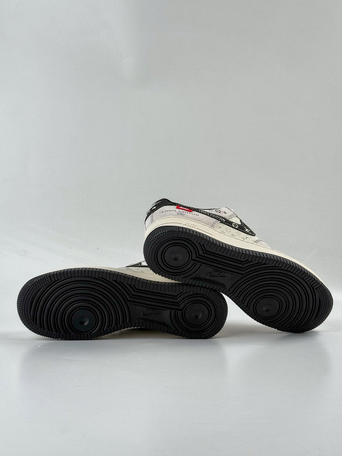 Nike Air Force 1 Low 07 x Louis Vuitton 灰白满天星 CX5050-Y23