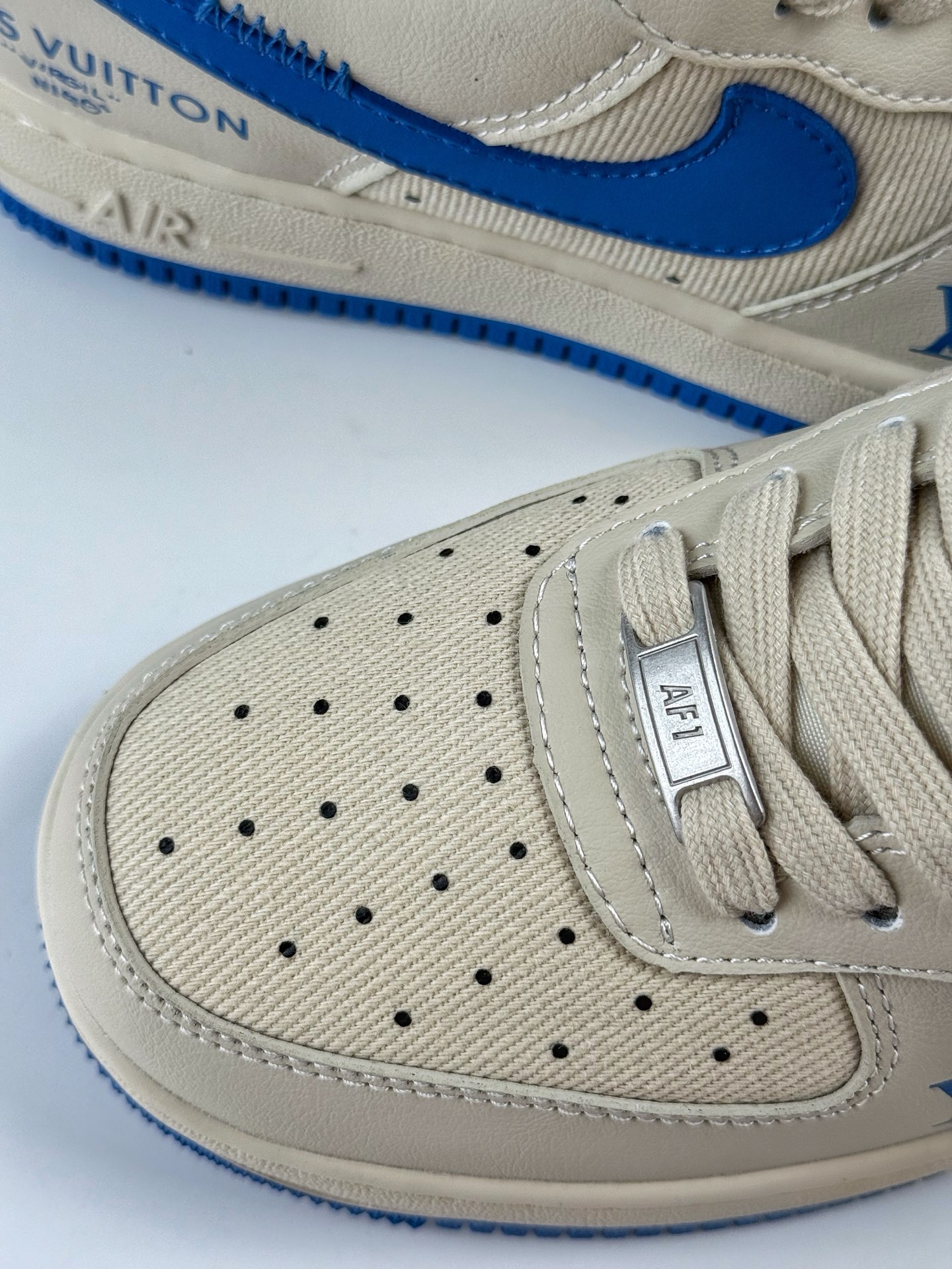 Nike Air Force 1 Low 07 x Louis Vuitton 米蓝 QW5836-025