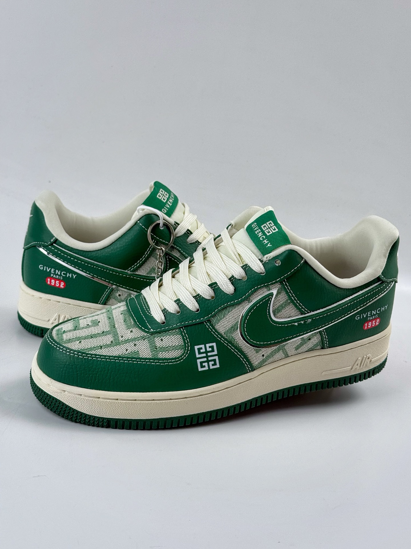 260 Nike Air Force 1 Low 07 x GIVENCHY 绿白 DK0188-088-Chinese UA Cheap High Quatity Brand Clothes Bags handbags Sneakers wholesale wholesaler seller from China Factory suppliers Fashion Clothing Shoes best Quality Beautiful Price 260 Nike Air Force 1 Low 07 x GIVENCHY 绿白 DK0188-088