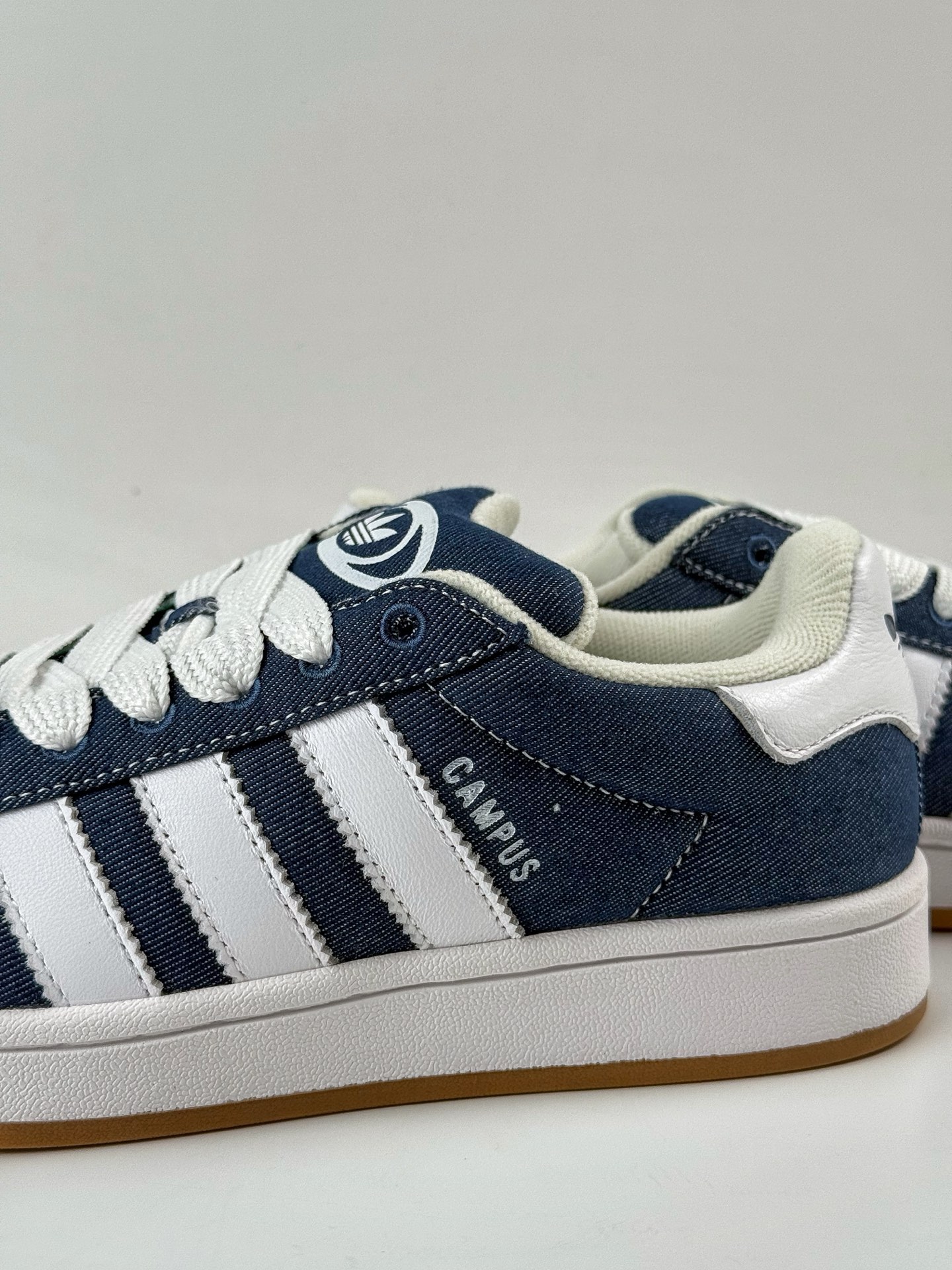 Adidas Originals Campus 00s 百搭单品 学院系列面包风经典复古低帮百搭休闲运动板鞋 JI3163