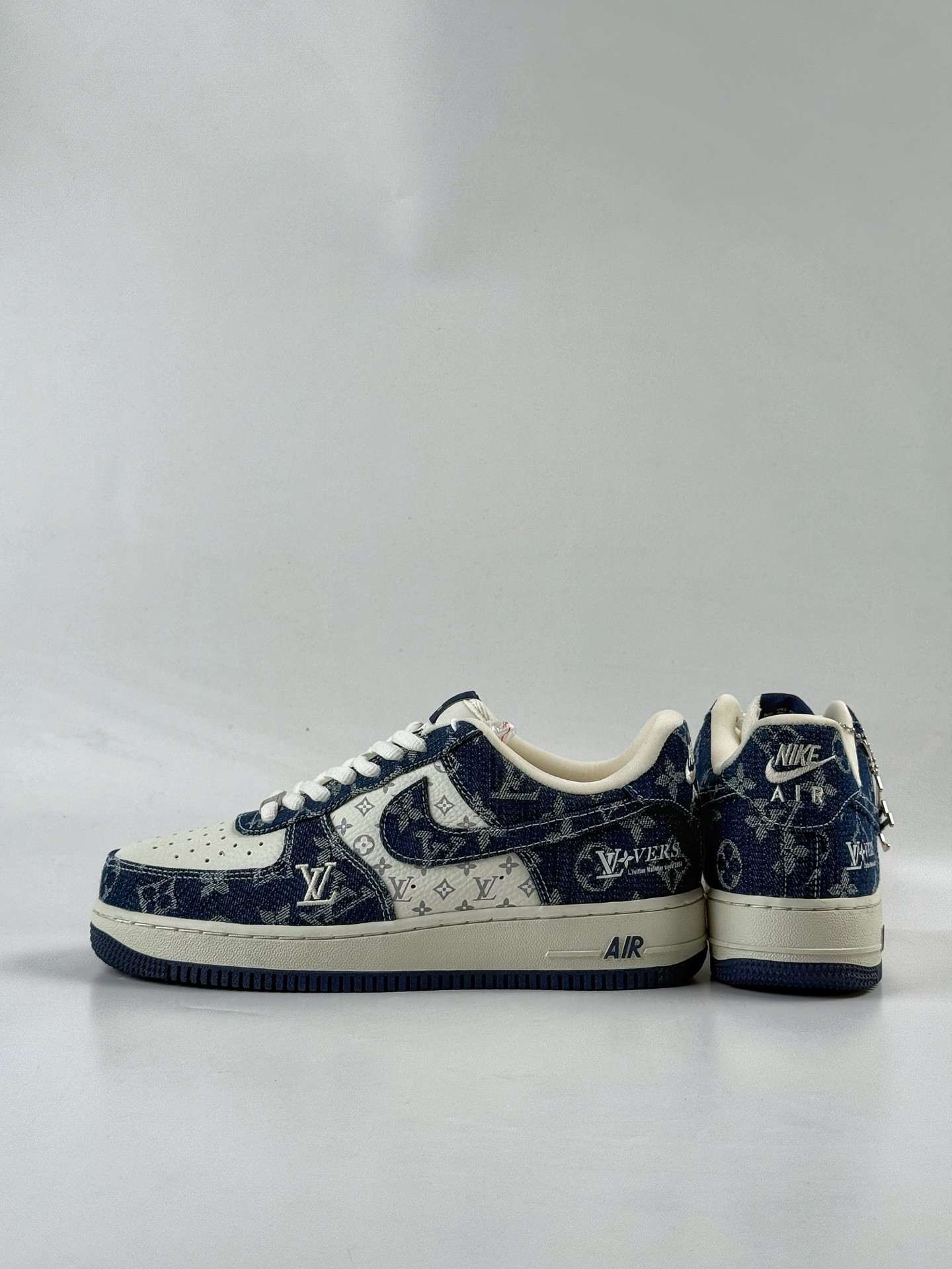 260 Nike Air Force 1 Low 07 x Louis Vuitton 蓝白牛仔 YF9511-811