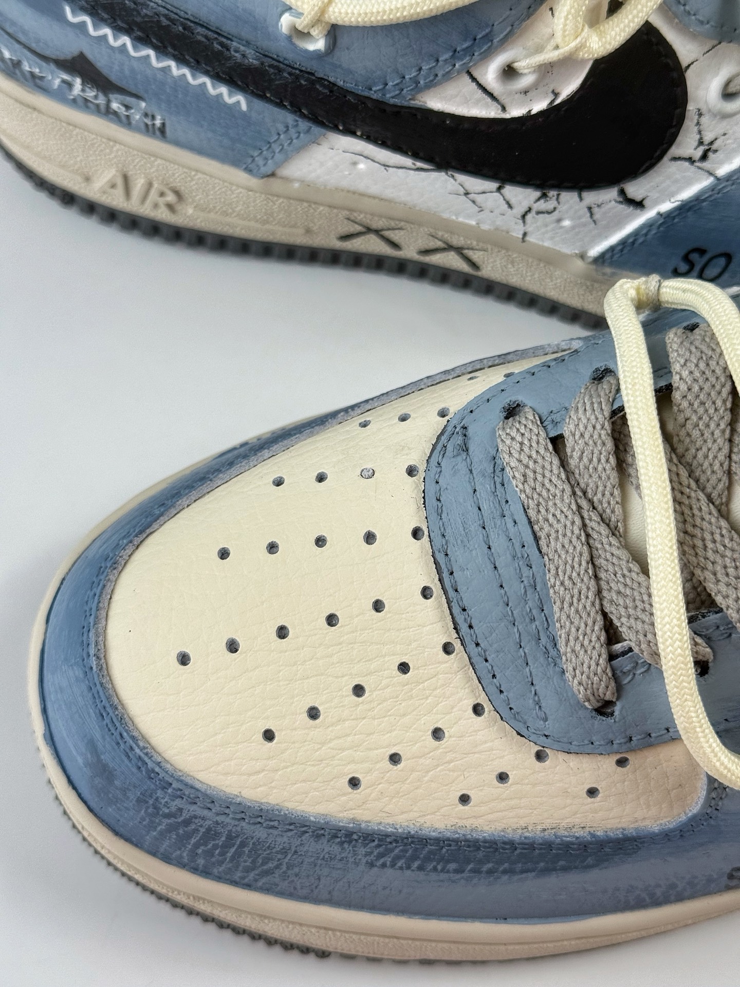 Nike Air Force 1 Low 07 蓝白涂鸦绑带 KS6896-555