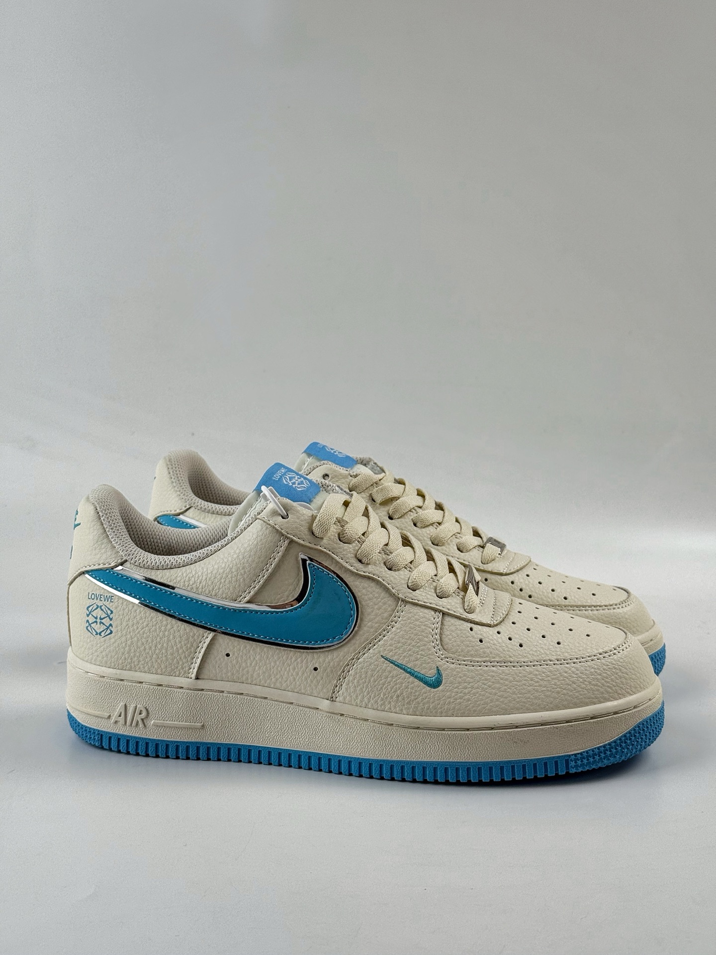 Nike Air Force 1 Low 07 x LOVEWE 白蓝小勾 BZ68808-106