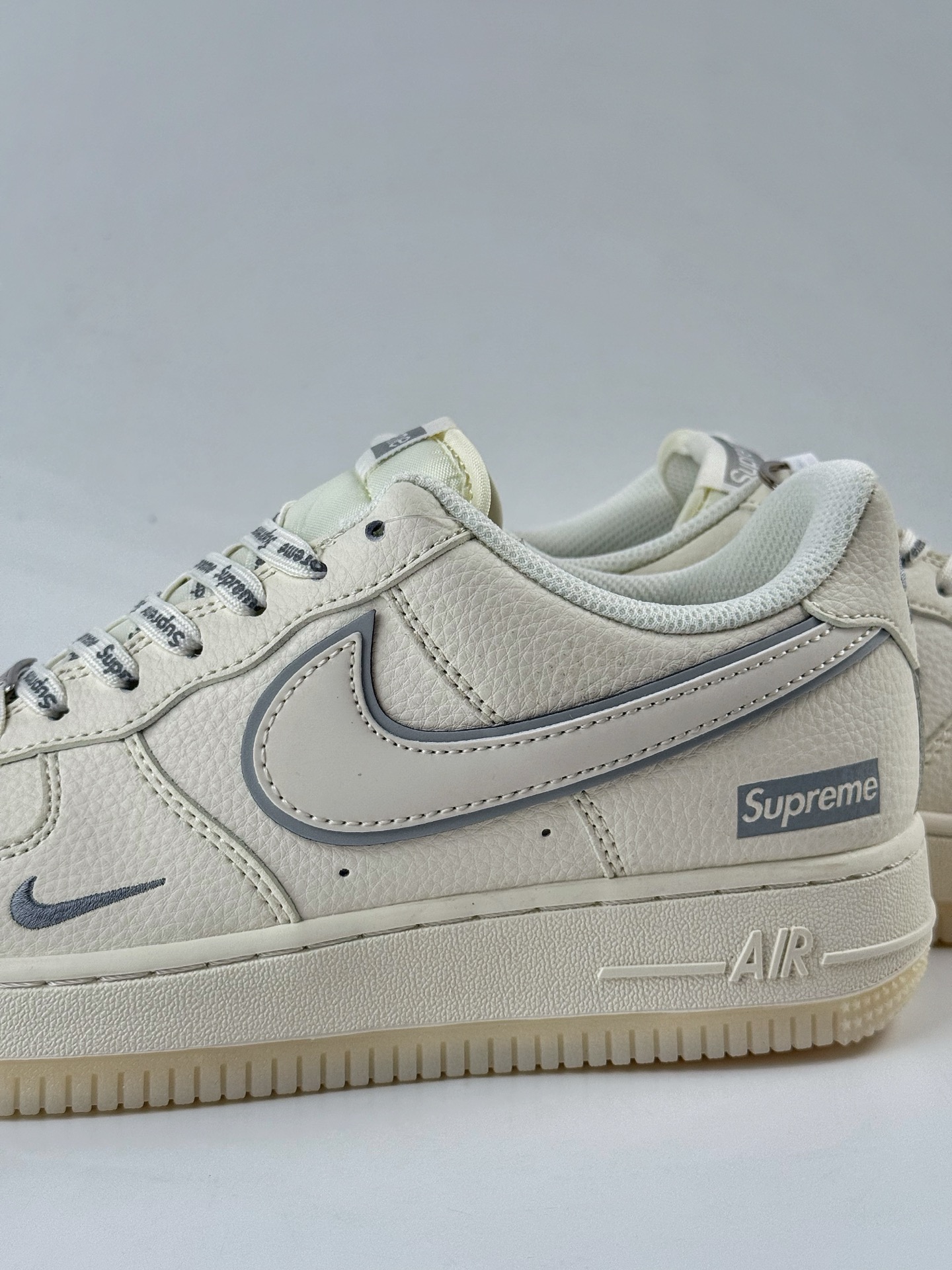 Nike Air Force 1 Low 07 x superme 白灰小勾 XX3168-193