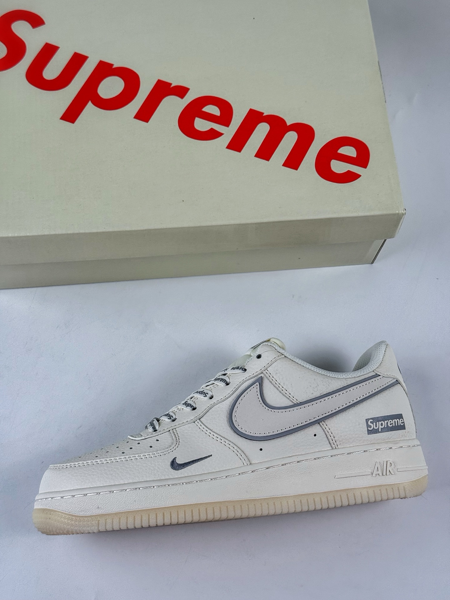 Nike Air Force 1 Low 07 x superme 白灰小勾 XX3168-193