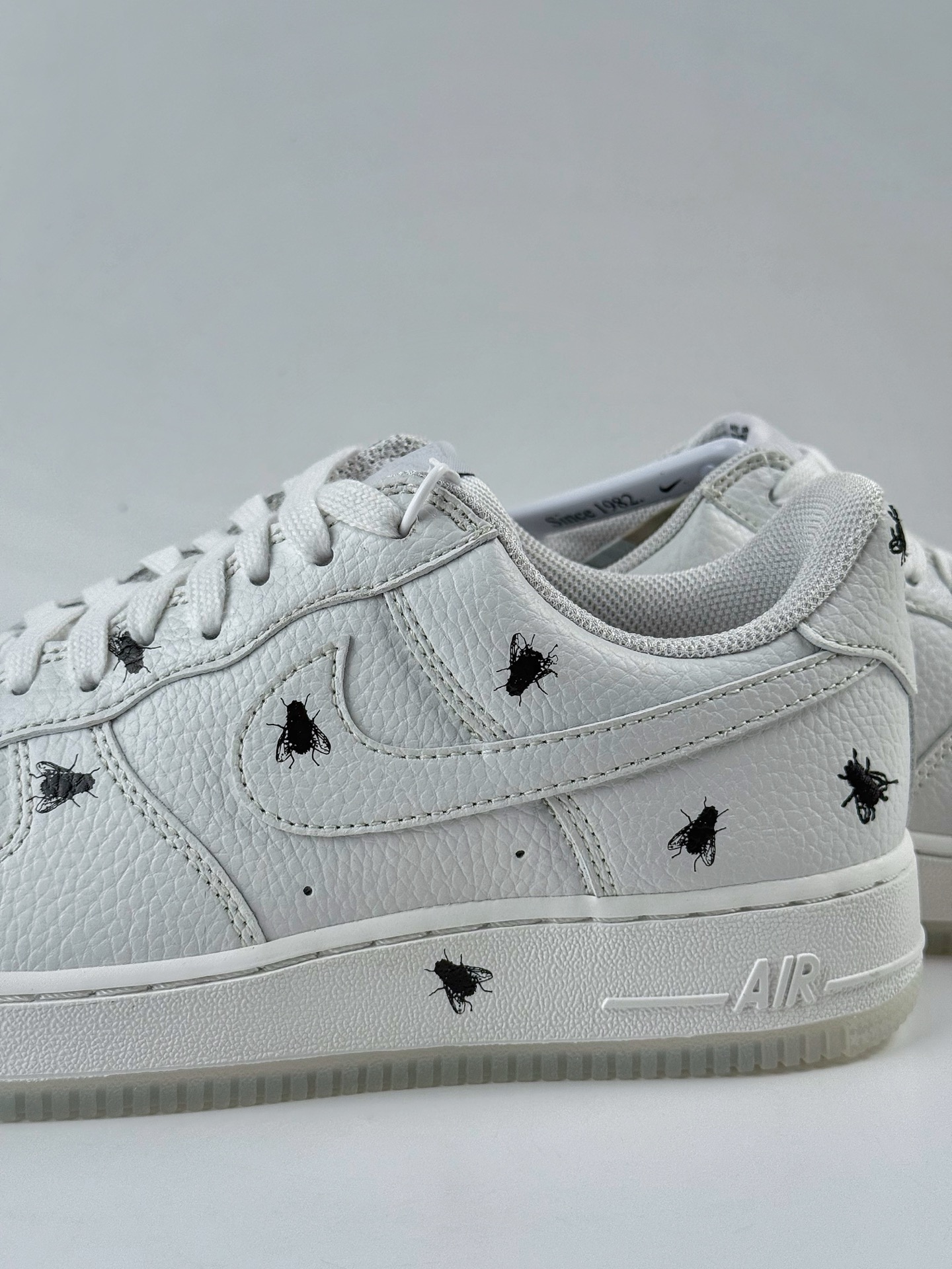 Nike Air Force 1 Low 07 纯白苍蝇印 IM3081-100