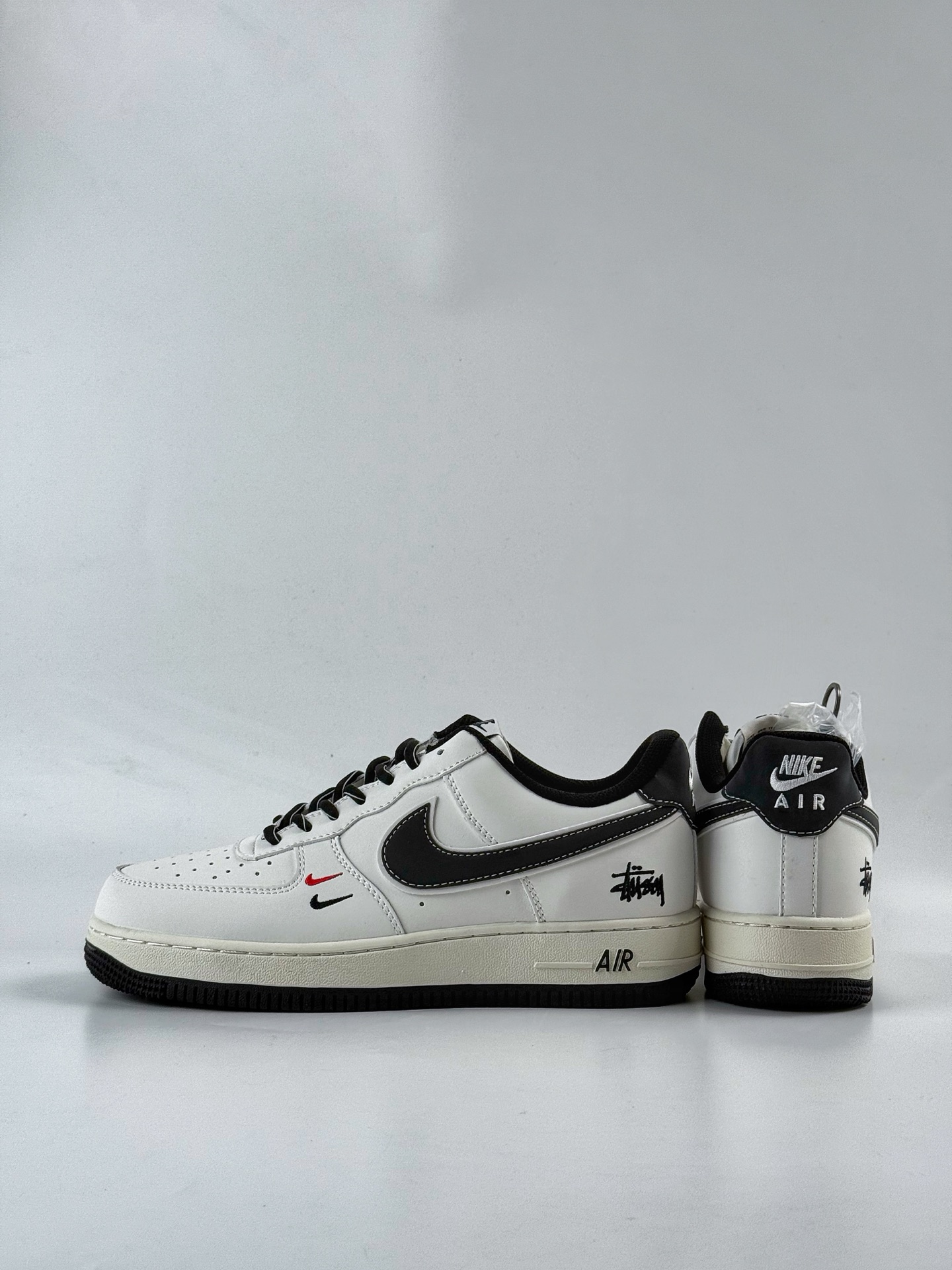 Nike Air Force 1 Low 07 x Stussy 白黑双小勾 CS5288-037