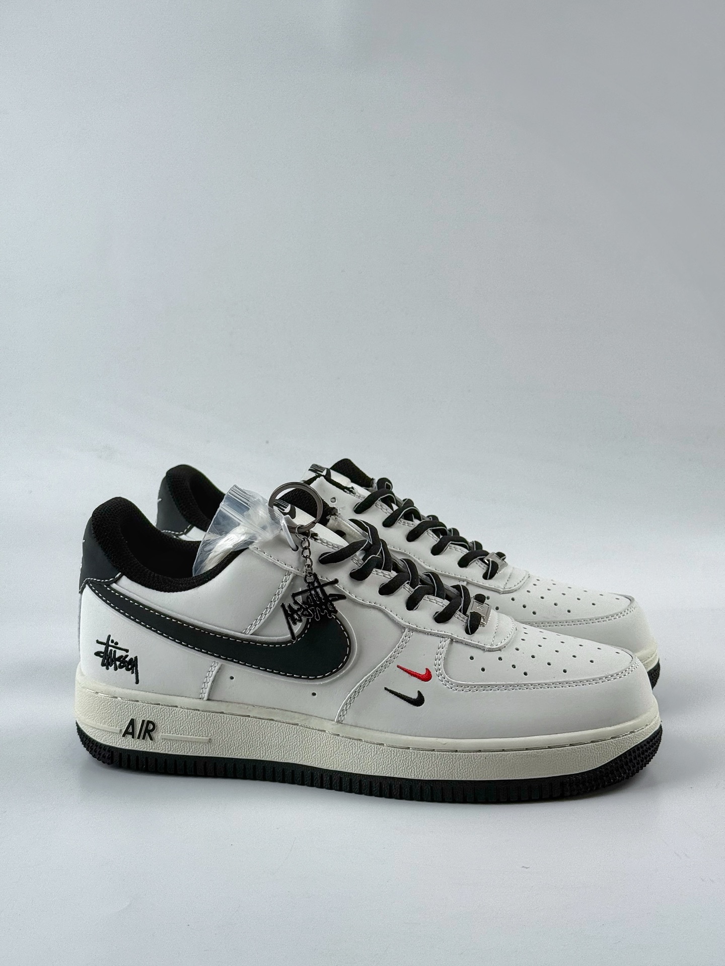 Nike Air Force 1 Low 07 x Stussy 白黑双小勾 CS5288-037