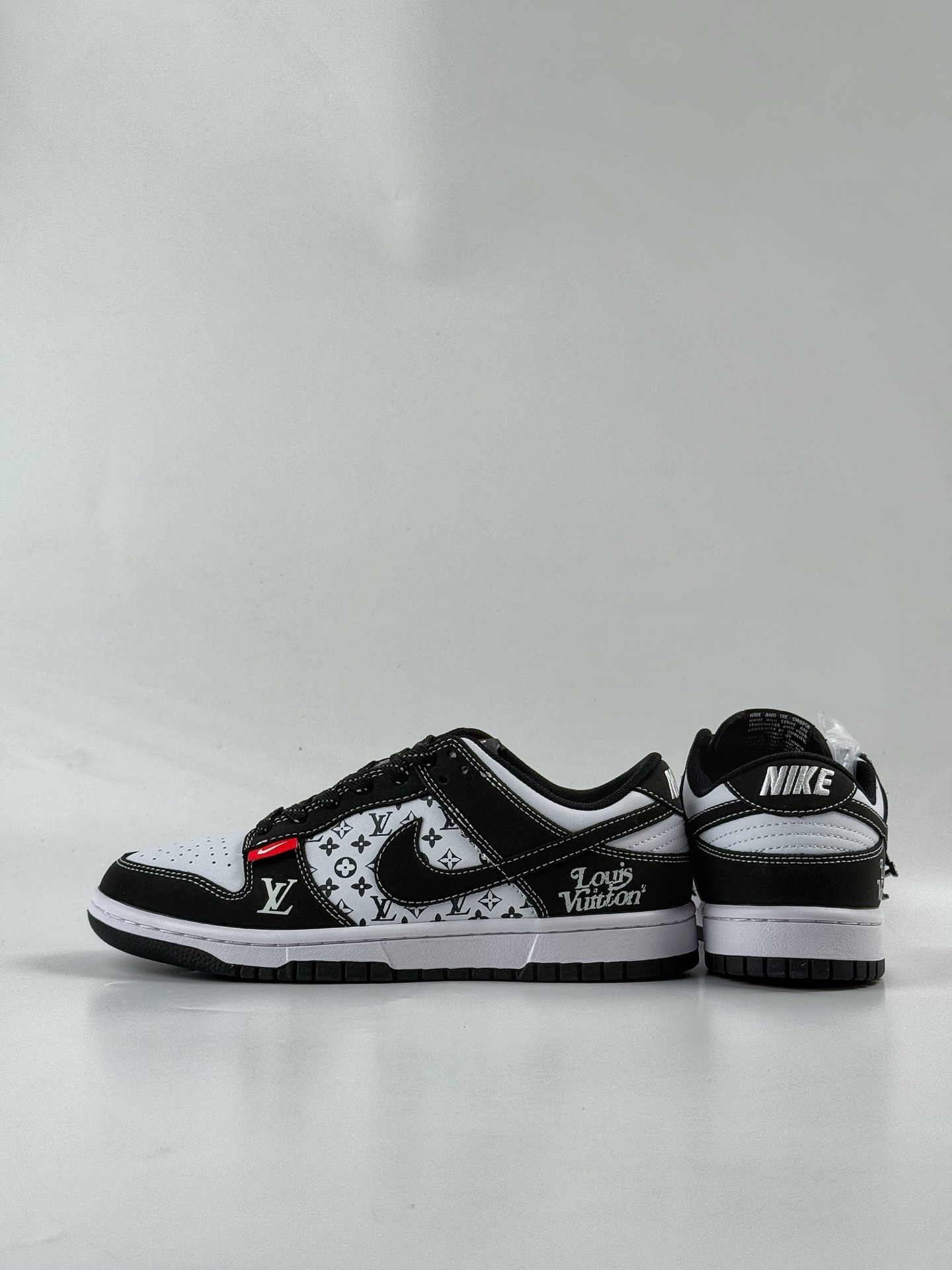 Nike SB Dunk Low x Louis Vuitton 黑白满天星 CS1688-129
