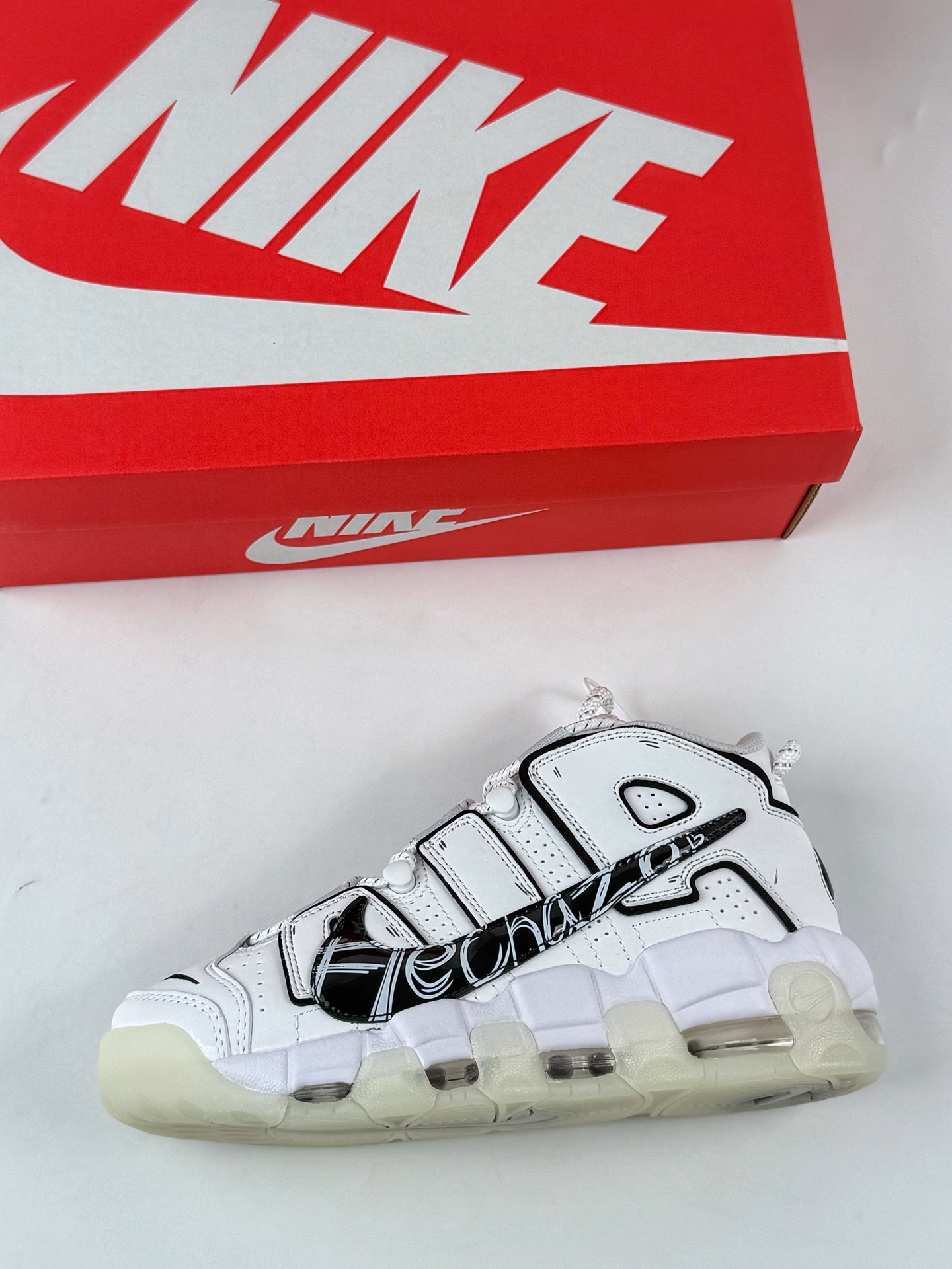 Nike Air More Uptempo Low 代表着历史最高版本皮蓬 DQ5014-100