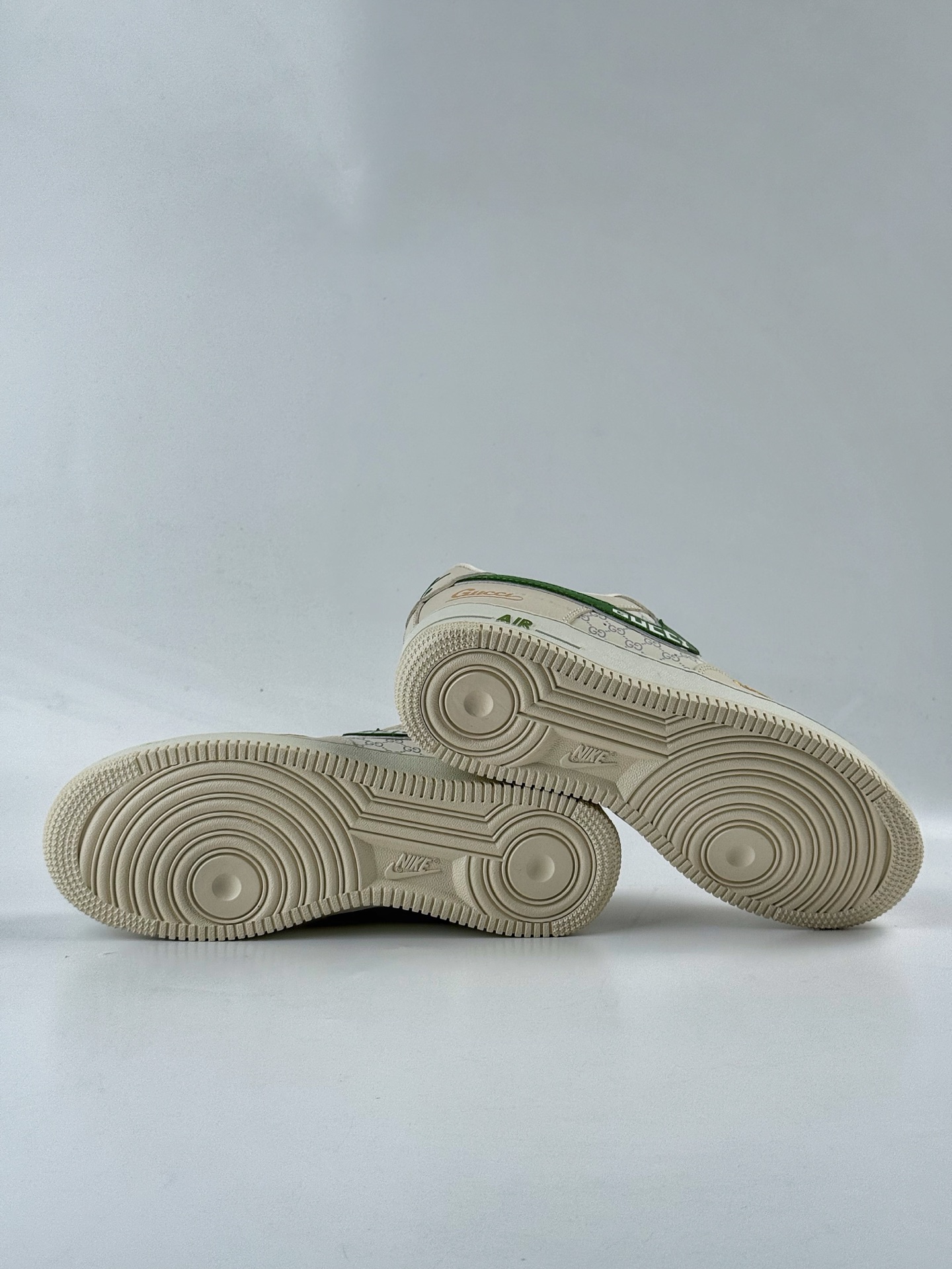 Nike Air Force 1 Low 07 x GUCCI 米白 YF9511-804