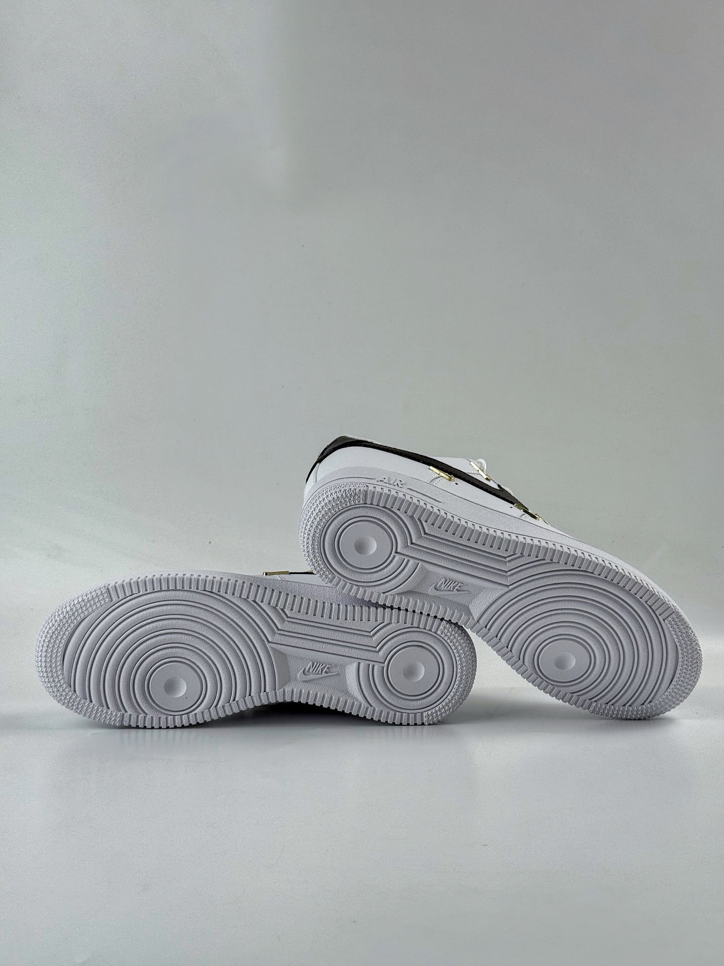 Nike Air Force 1 Low 07 白黑四小勾 ZH0316-113